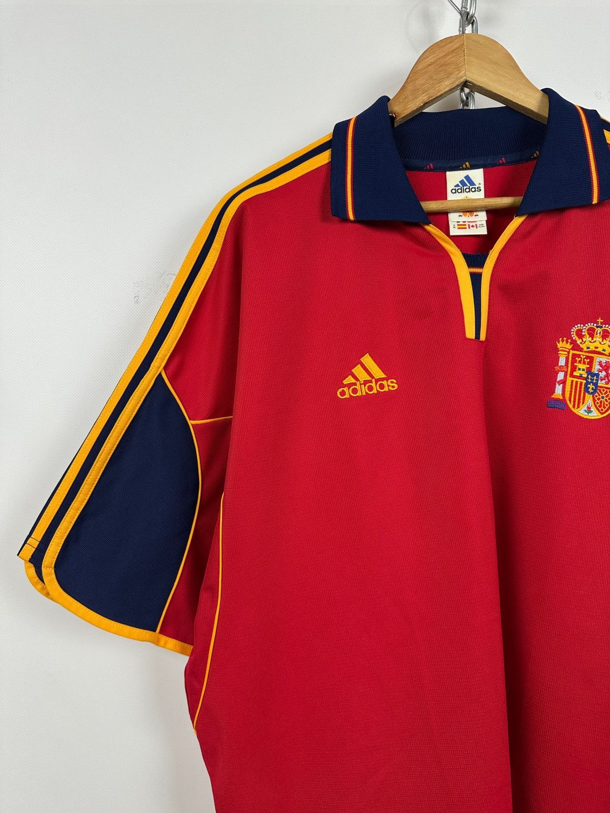 Adidas 1999/2002 Adidas Spain National Team Vintage Soccer Jersey Size US XL / EU 56 / 4 - 4 Thumbnail