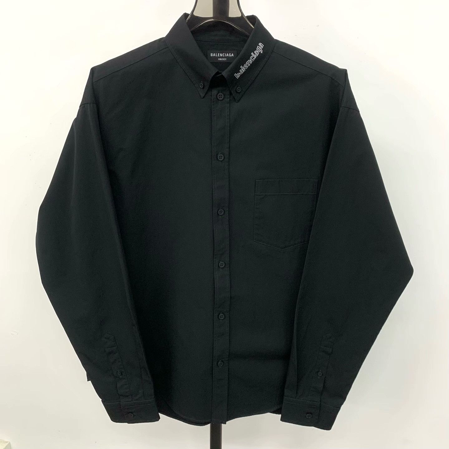 Balenciaga Balenciaga Embroidered Shirt 37 Men Size US S / EU 44-46 / 1 - 1 Thumbnail