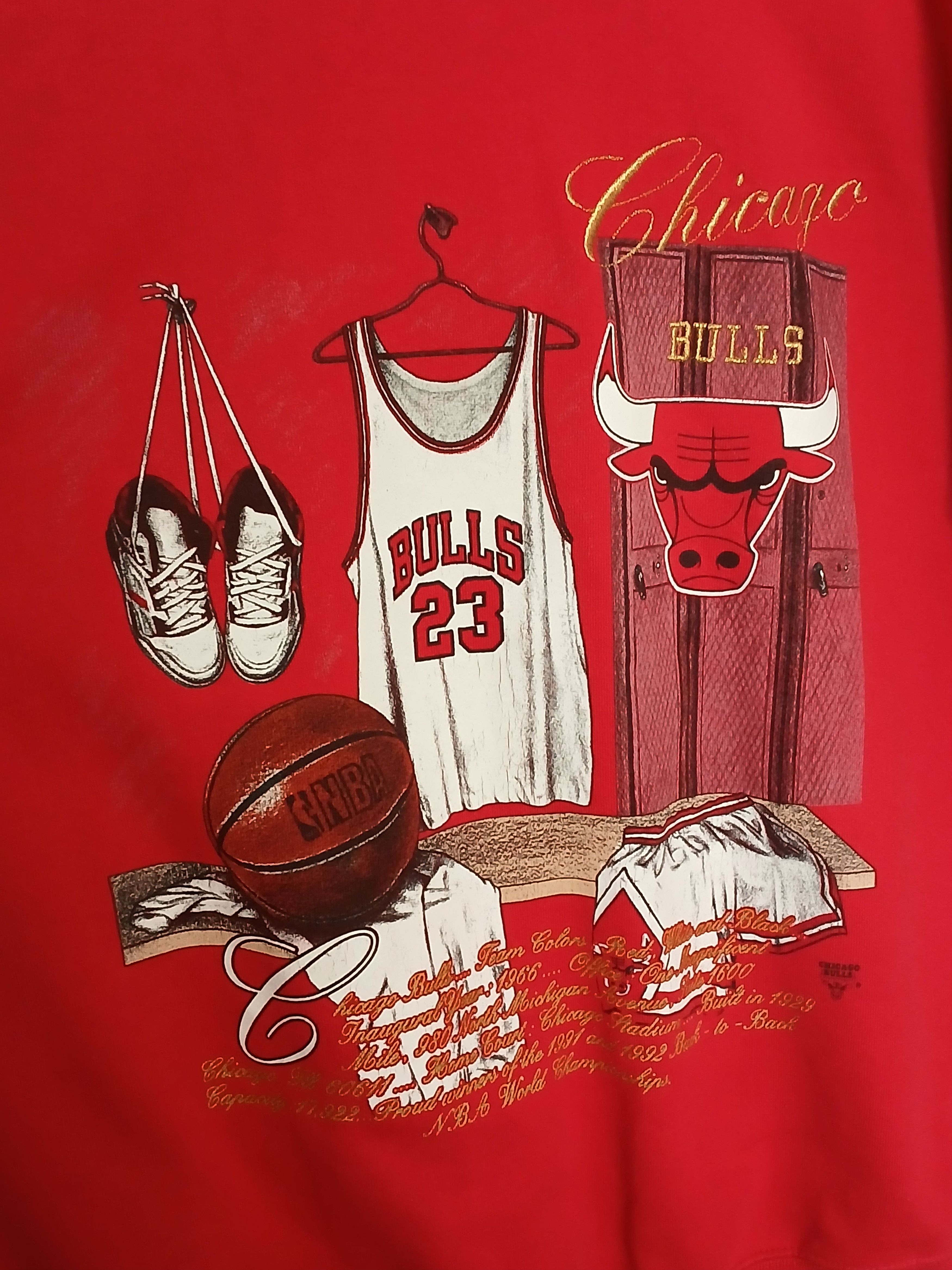 NBA × Nutmeg × Vintage Vintage Nutmeg NBA Chicago Bulls Basketball Sweatshirt Size US XL / EU 56 / 4 - 3 Thumbnail
