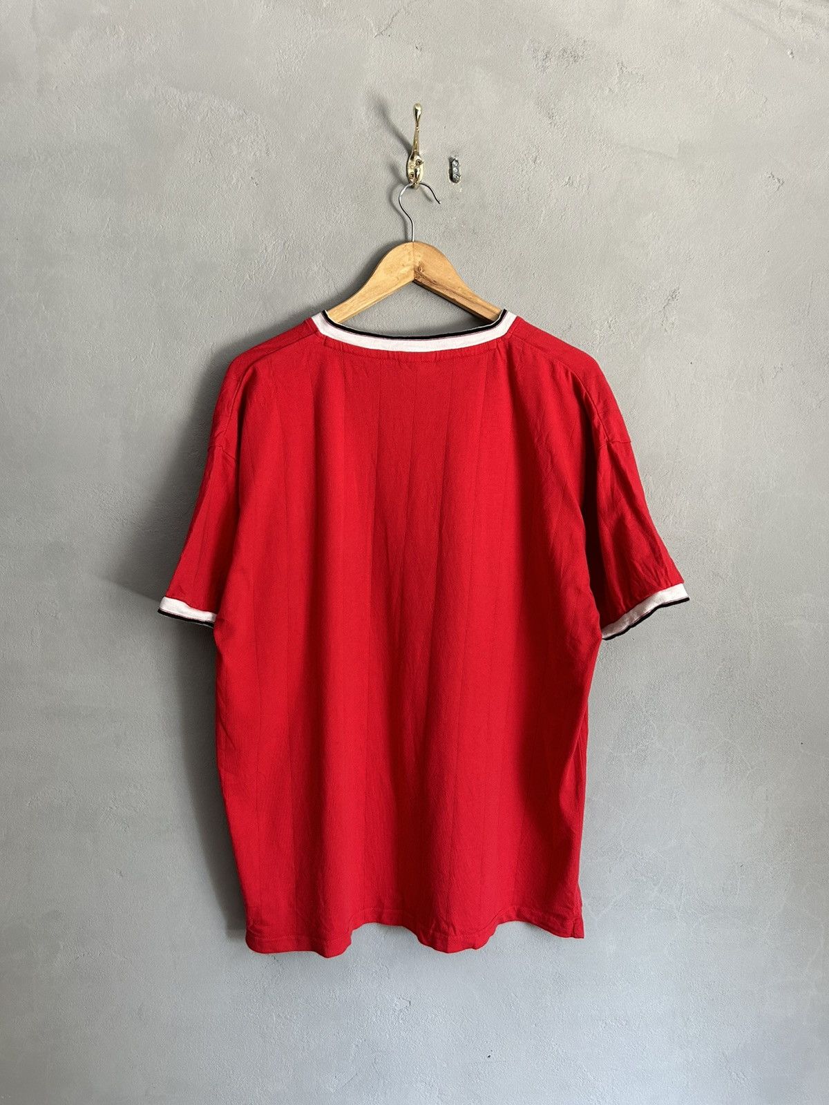 Other 1983 MANCHESTER UNITED jersey score draw retro Size US XL / EU 56 / 4 - 6 Thumbnail