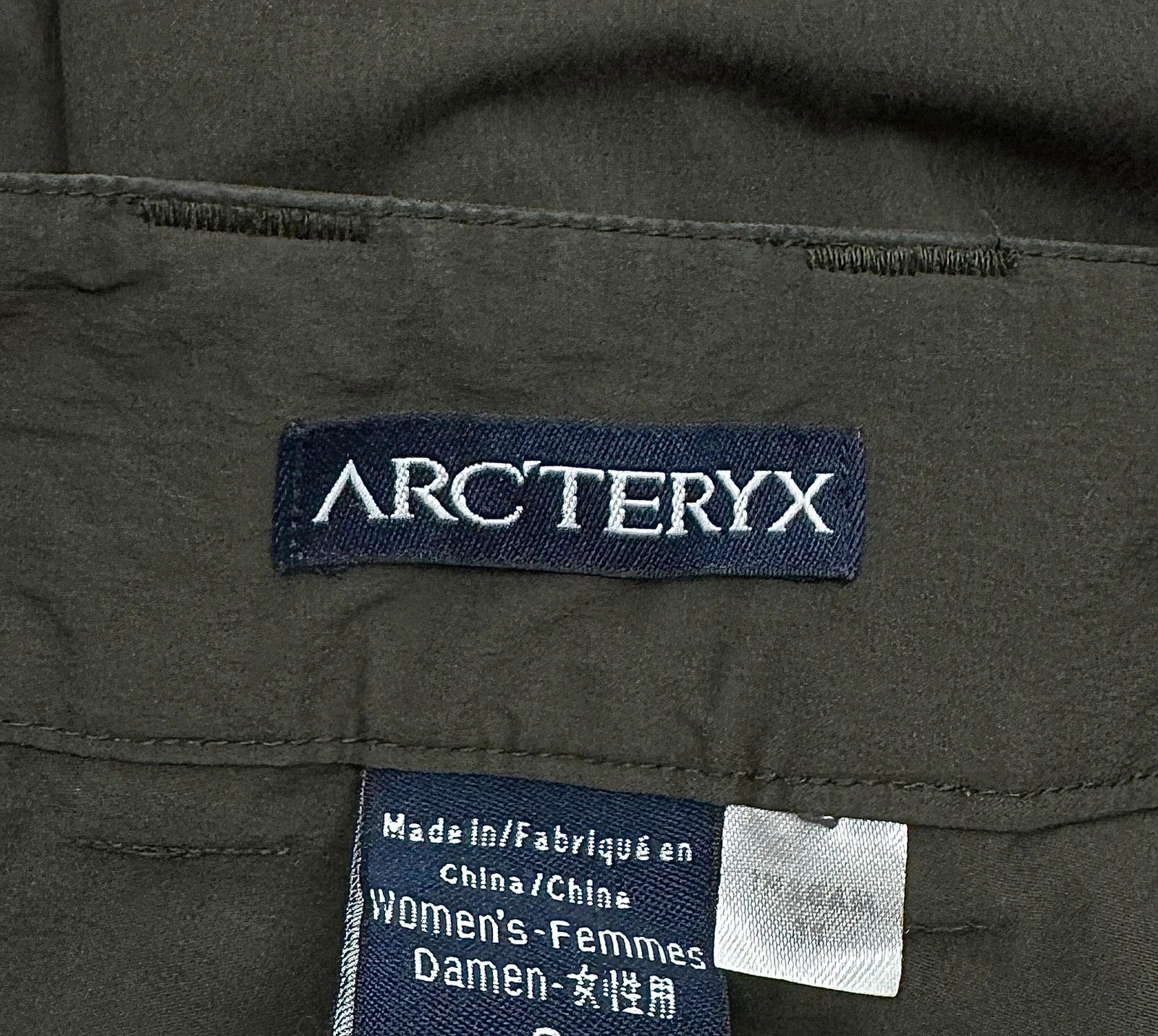 Arc'teryx Arcteryx Cargo Pants Vintage Womens Trousers size 6 Size 28" / US 6 / IT 42 - 14 Thumbnail