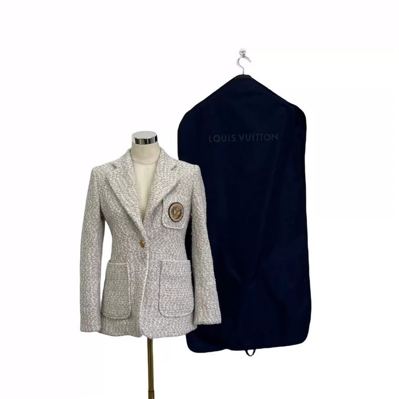 Louis Vuitton Louis Vuitton White logo blazer Size XS / US 0-2 / IT 36-38 - 1 Thumbnail