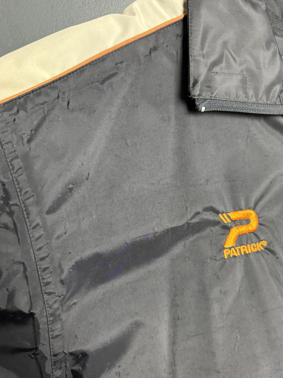 Other Hull City Training Football Jacket Size US L / EU 52-54 / 3 - 4 Thumbnail