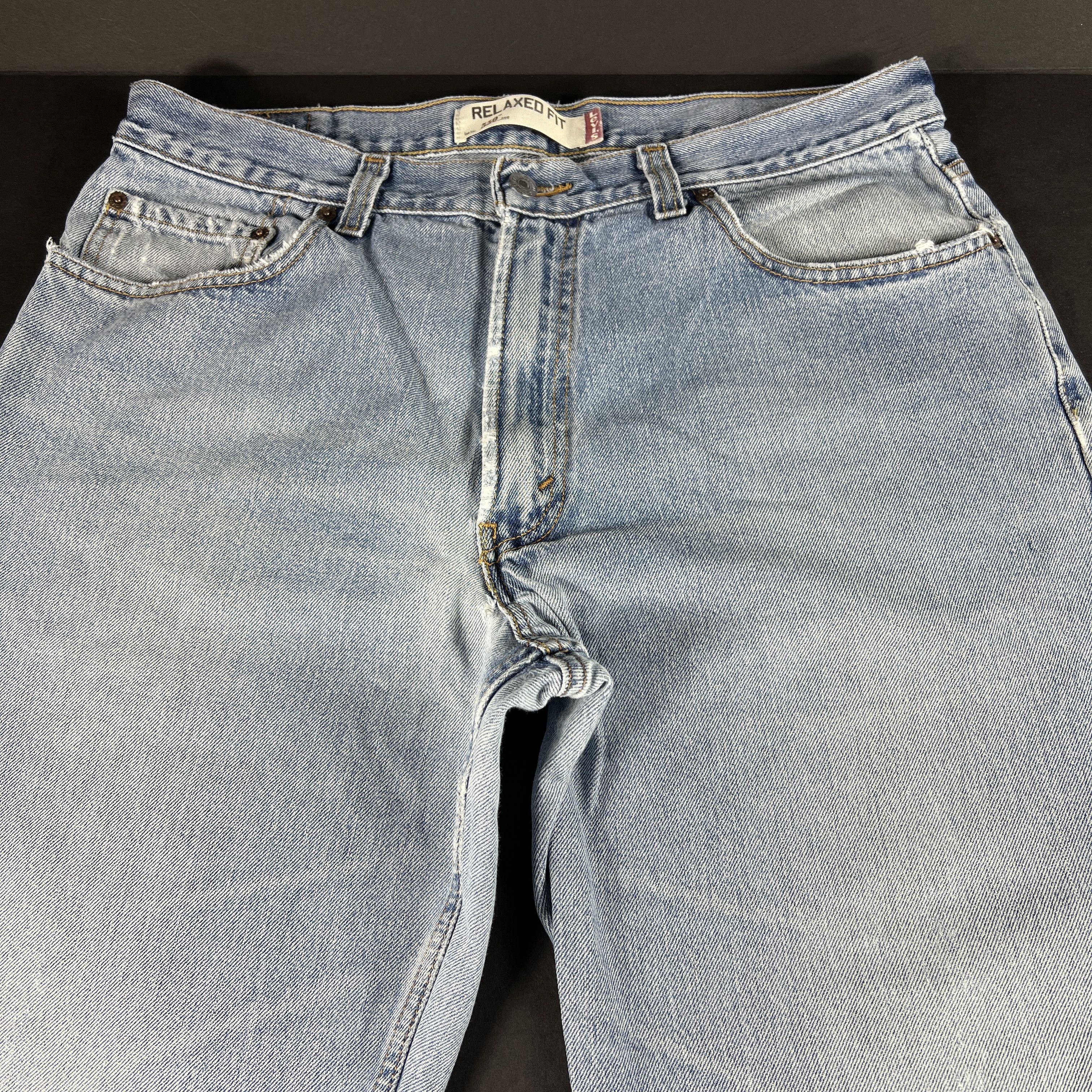 Y2K Levi's Jeans 550 Relaxed Blue Faded Thrashed Denim