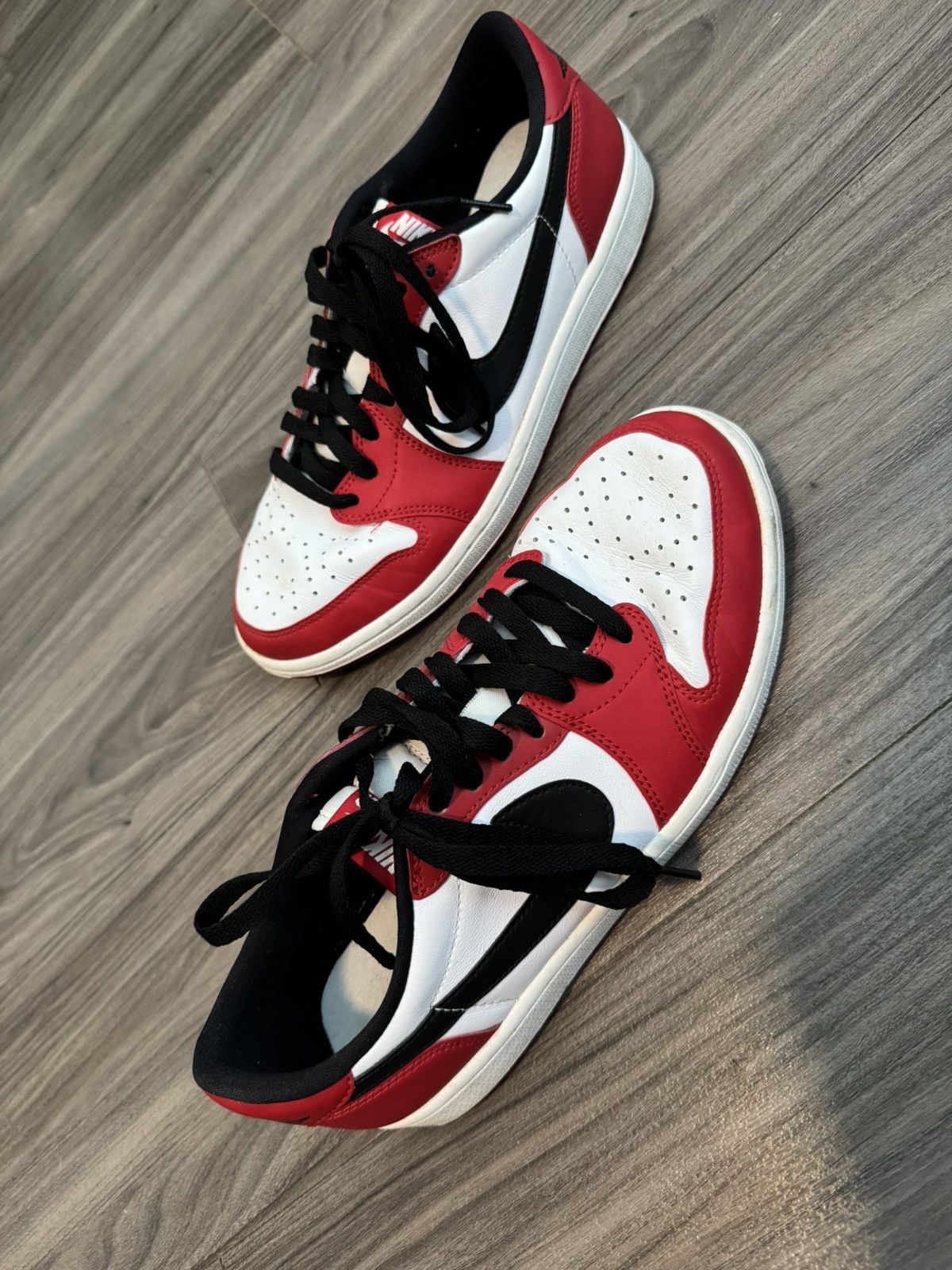 Jordan Brand × Nike Jordan 1 retro low chicago 2016. US M 8.5. Rare size Size US 8.5 / EU 41-42 - 1 Thumbnail