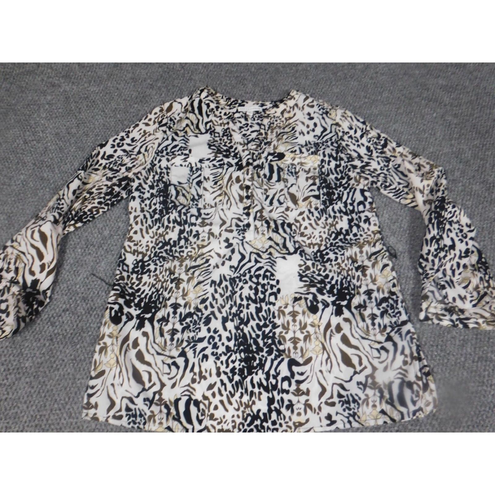Vintage Notations Blouse Women Small Brown Crew Neck Long Sleeve Pullover Button Casual Polyester Down Knit/Stretch Size S / US 4 / IT 40 - 2 Thumbnail