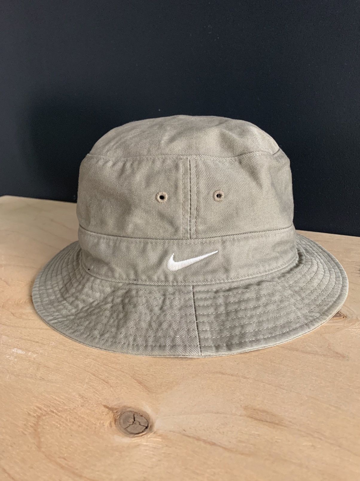 Nike Vintage Nike swoosh bucket hat Size ONE SIZE - 2 Thumbnail