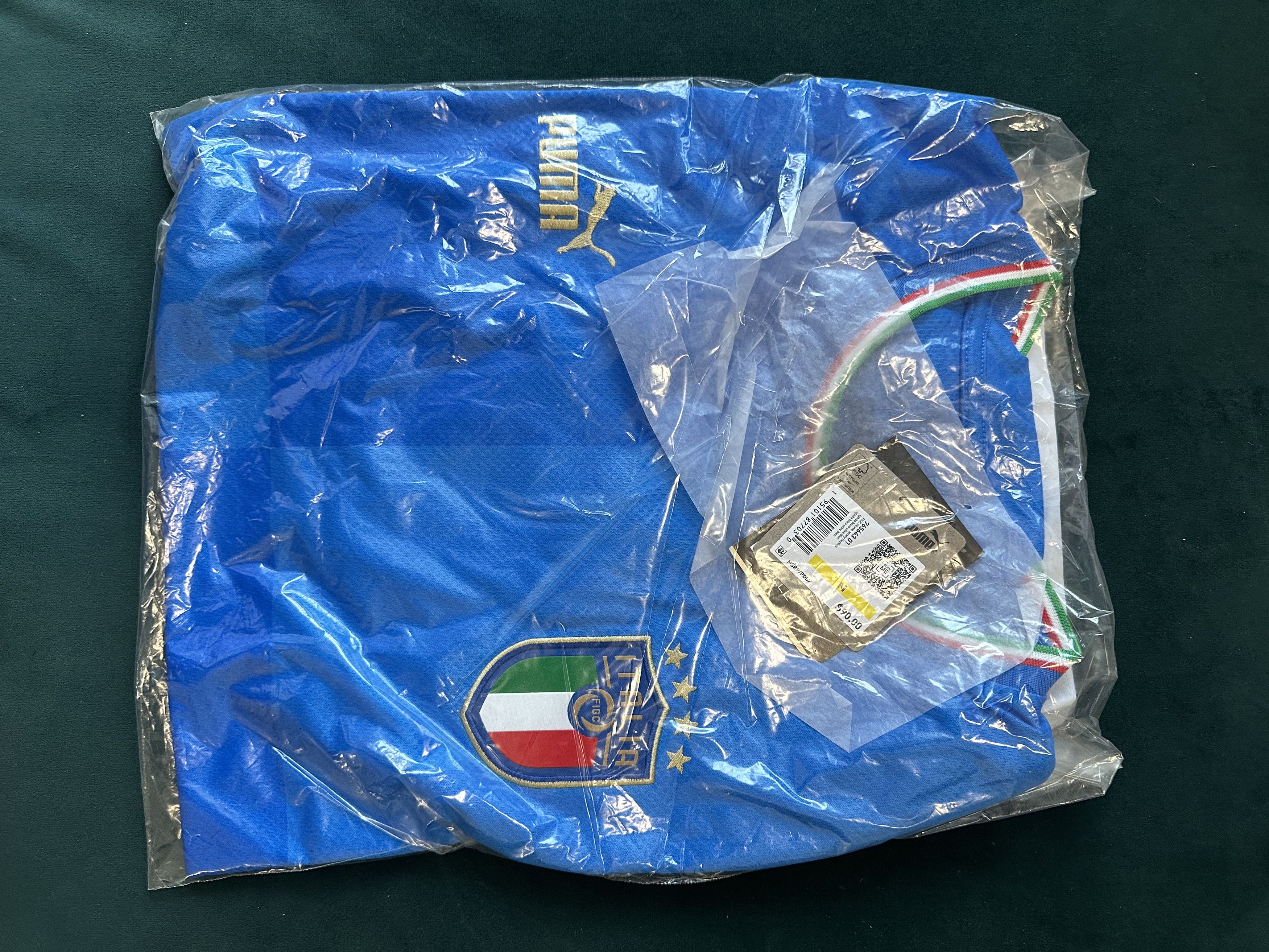 Puma BNIB Italy 2022 Home Medium w/ Tags Size US M / EU 48-50 / 2 - 4 Thumbnail