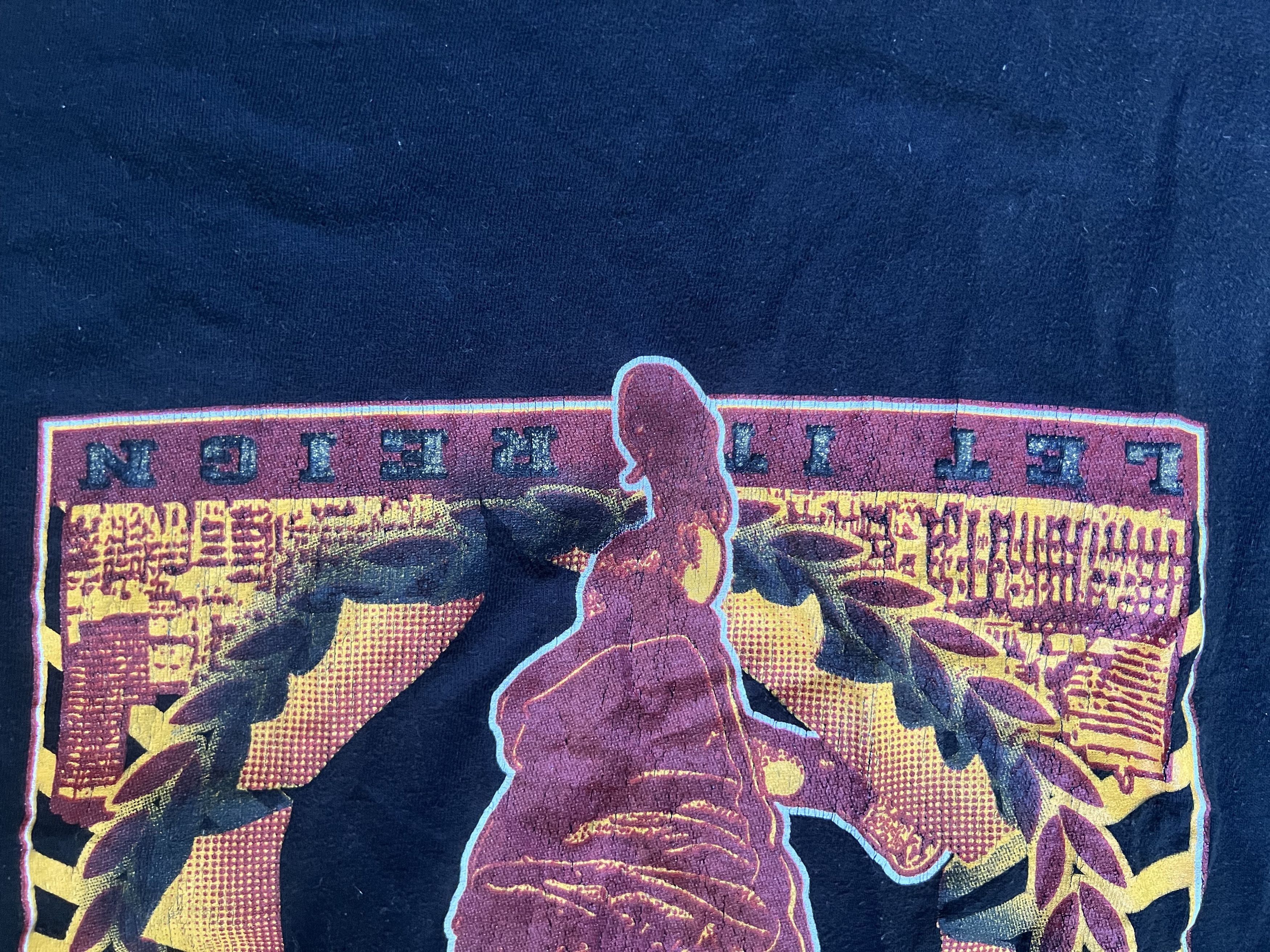 Threadless Lebron James THE KING HAS RETURNED Cavs Long Sleeve Size US M / EU 48-50 / 2 - 5 Thumbnail