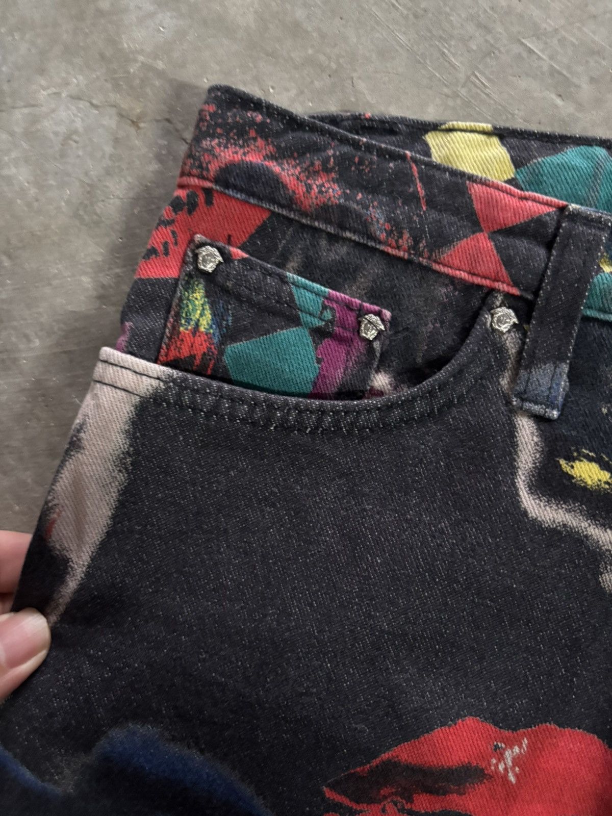 Versace VERSACE JEANS COUTURE bootcut flare jeans crazy overprint Size US 30 / EU 46 - 11 Thumbnail