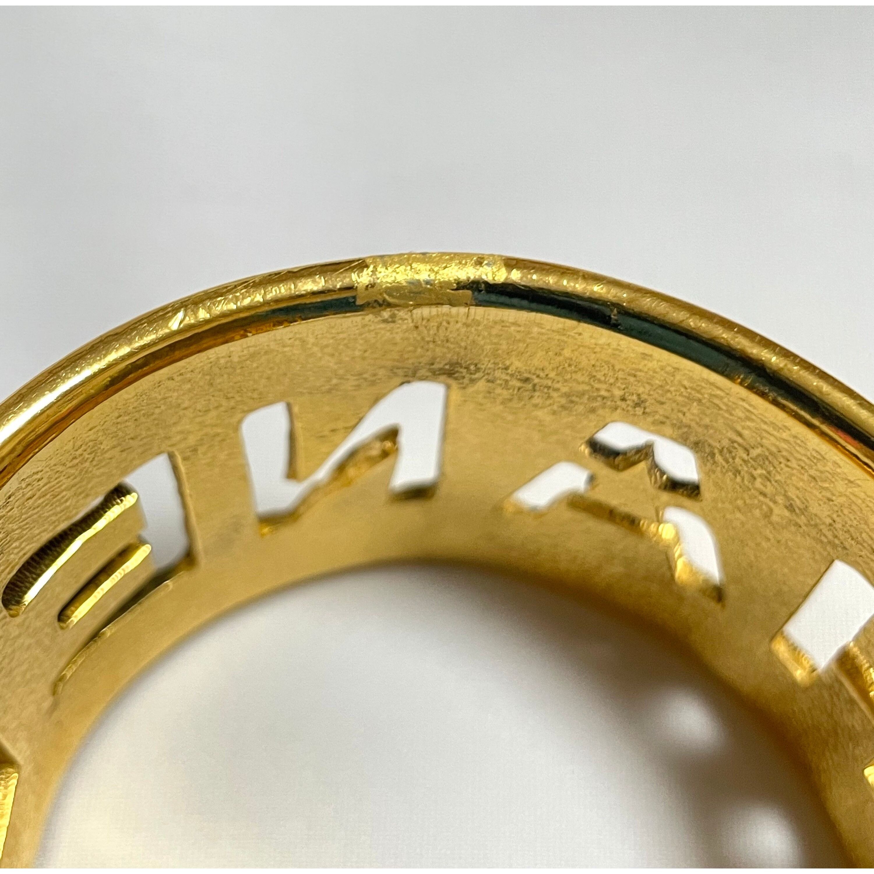 Chanel Vintage Chanel cutout logo bangle with matelasse design. Size ONE SIZE - 7 Thumbnail