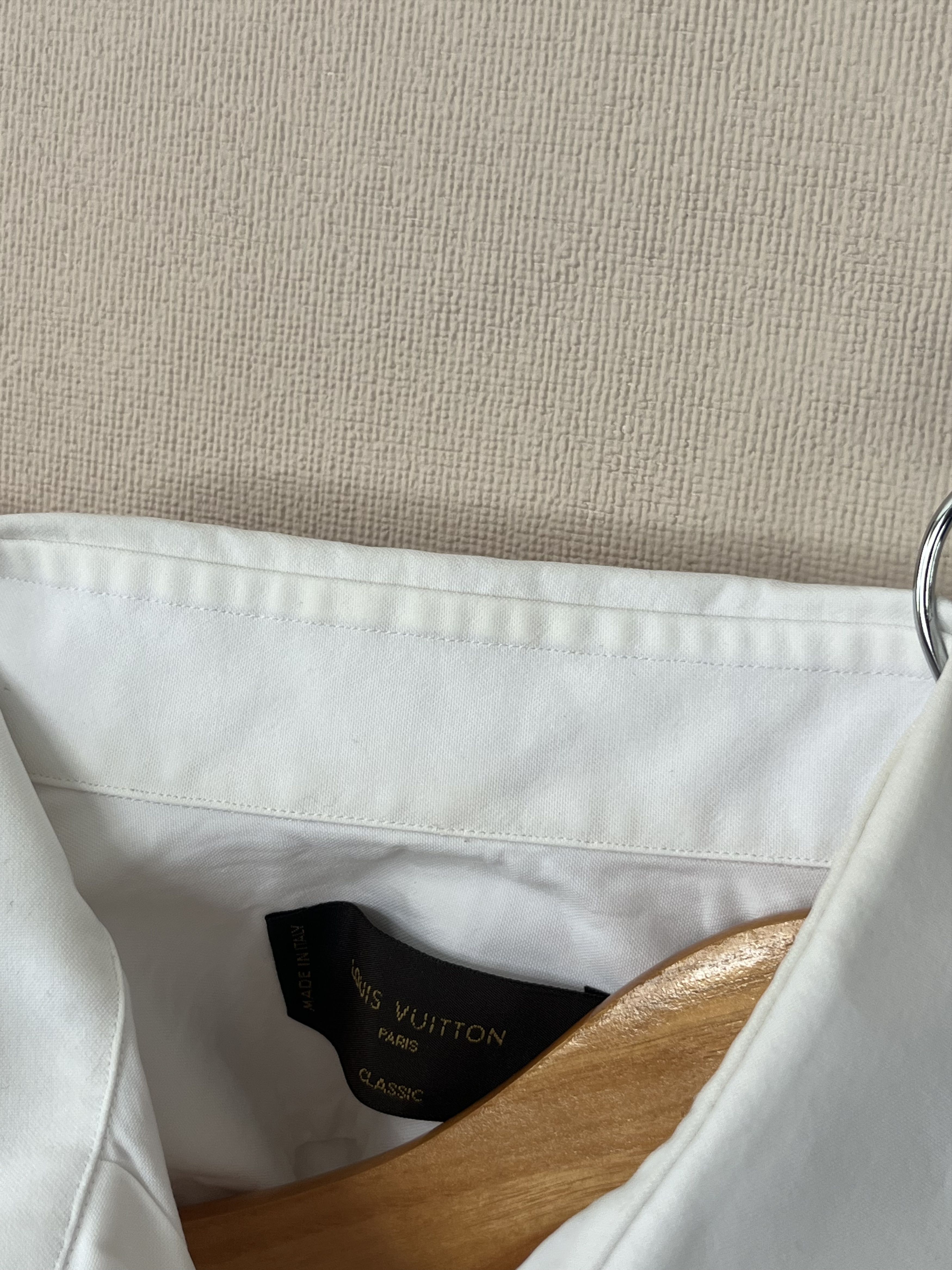Louis Vuitton Louis Vuitton Paris Classic Long Sleeve White Dress Shirt Size US M / EU 48-50 / 2 - 10 Thumbnail