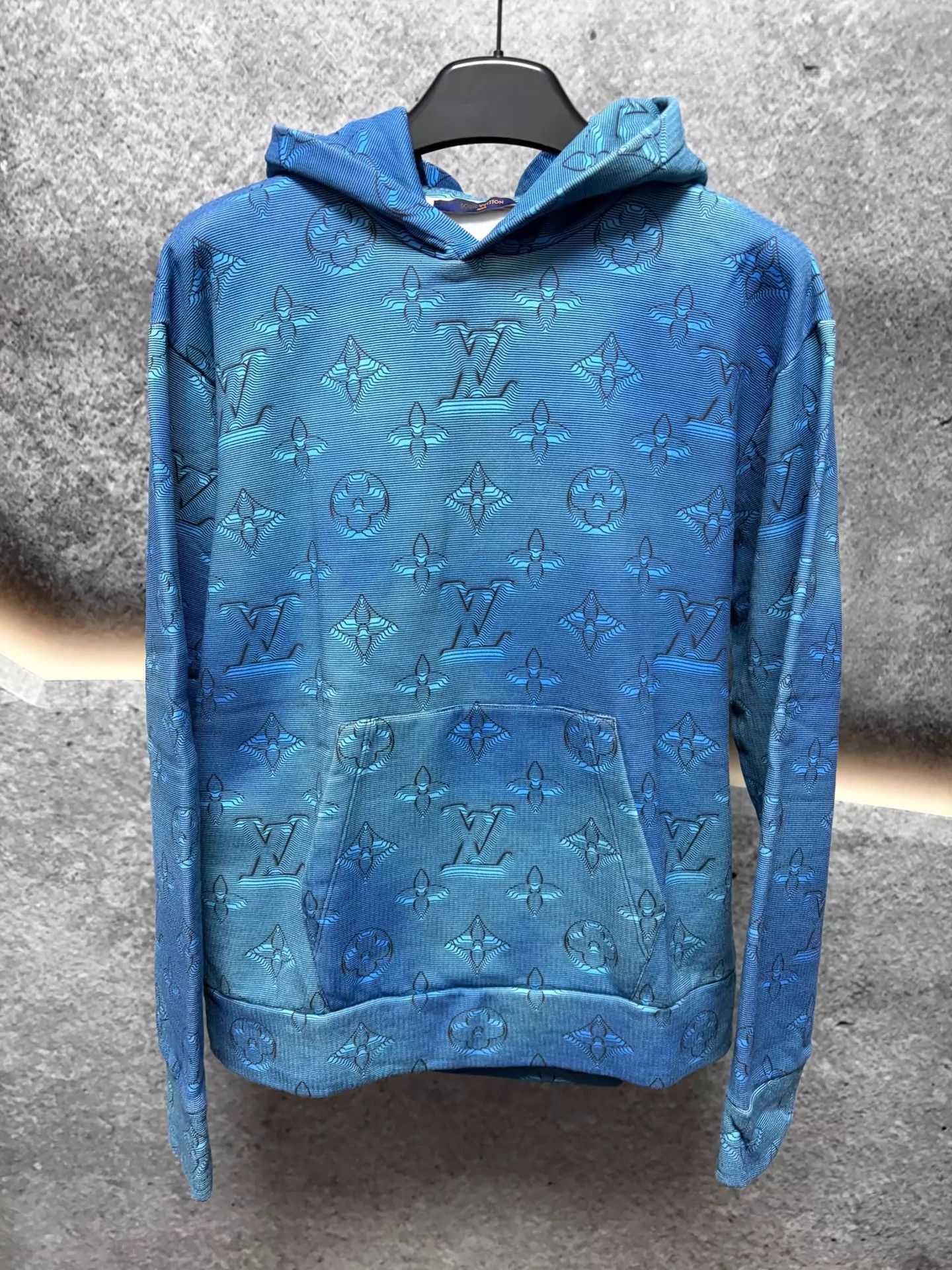 Louis Vuitton Blue Patterned Hoodie with Drawstring Size US L / EU 52-54 / 3 - 1 Thumbnail