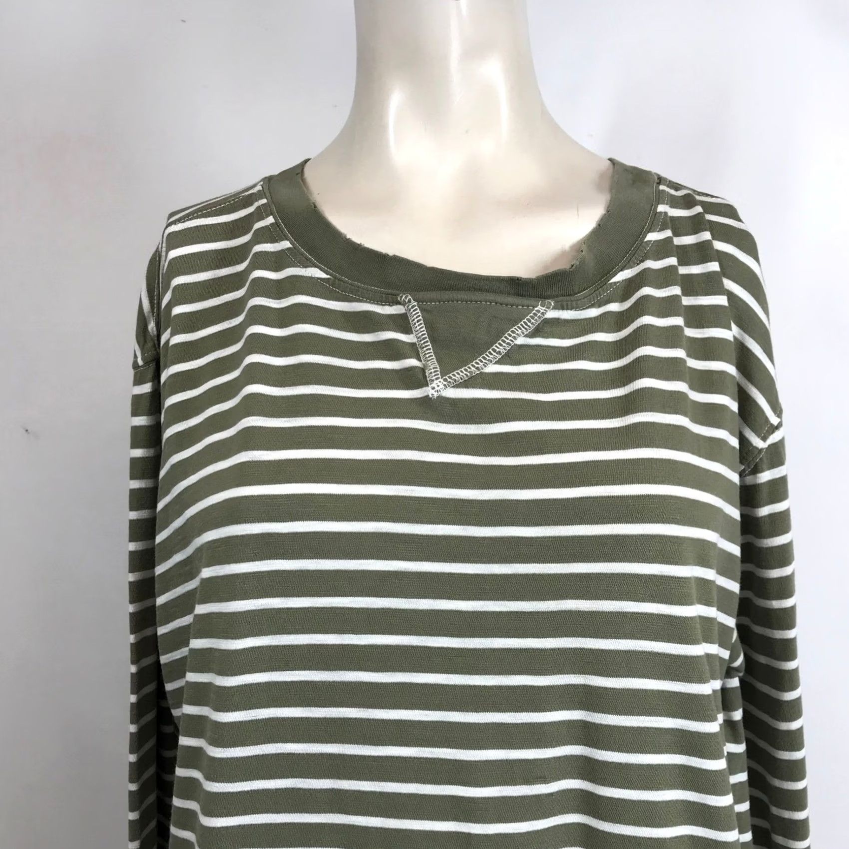 Vintage VINTAGE CURRENT/ELLIOTT Striped Long Sleeve Crew Neck Sweatshirt Green White Size 3 Size XS / US 0-2 / IT 36-38 - 2 Thumbnail