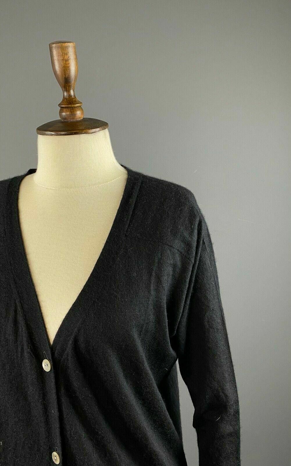 FTC Ladiess FTC V-Neck Black Cashmere Cardigan Jumper Size S Size S / US 4 / IT 40 - 3 Thumbnail