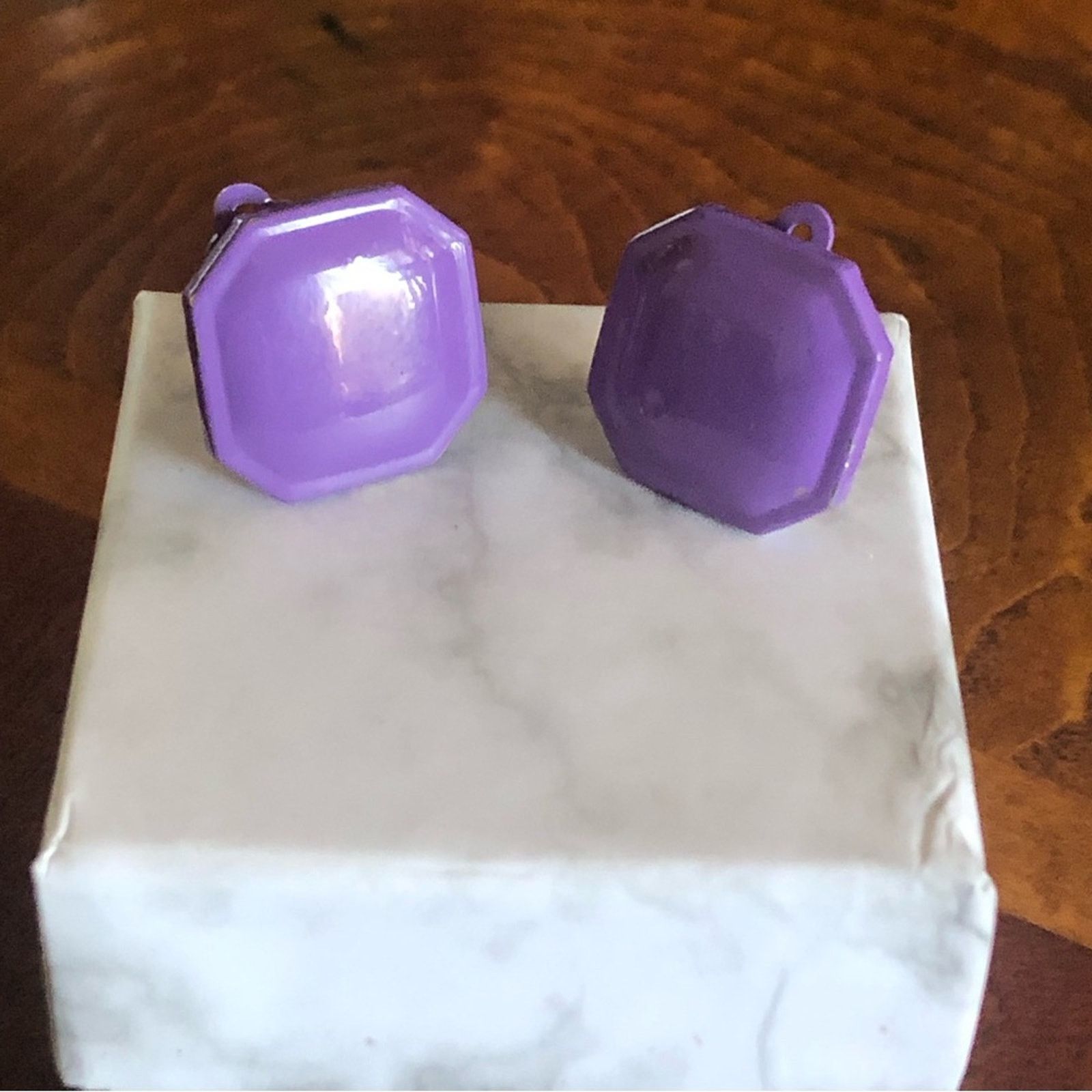 Vintage Vintage set of two pairs painted metal clip on earrings Size ONE SIZE - 4 Thumbnail