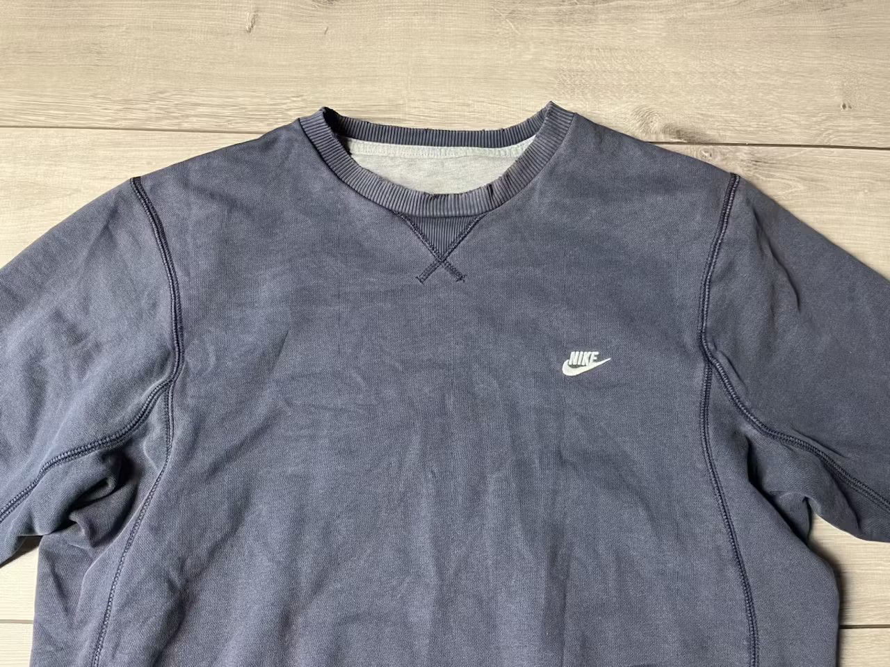 Nike Nike sweatshirt swoosh Deadstock y2k size XLarge Size US XL / EU 56 / 4 - 2 Thumbnail