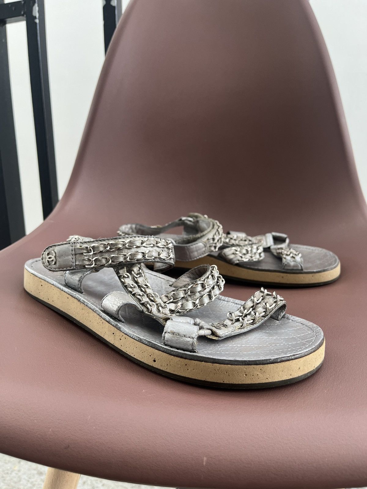Chanel Metallic Lambskin Chain Sandals Size US 7.5 / IT 37.5 - 4 Thumbnail