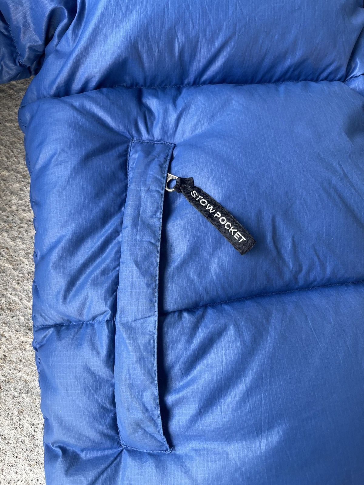 The North Face × Vintage The NorthFace 700 Blue Nuptse Vintage Puffer Jacket Size US M / EU 48-50 / 2 - 24 Thumbnail