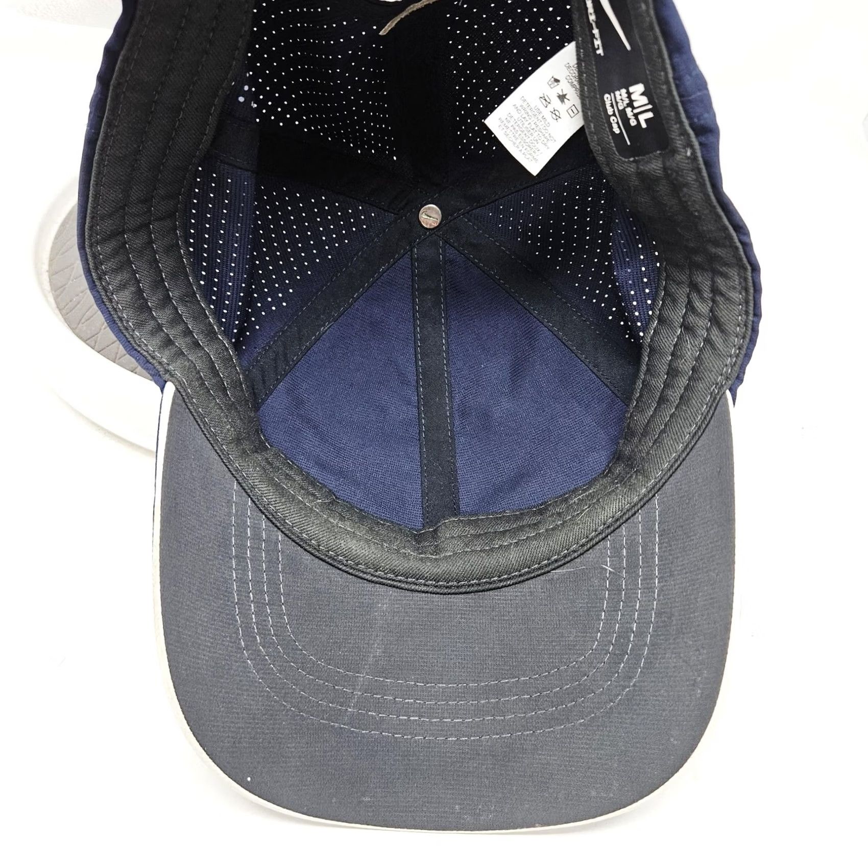 Nike Item Specifications: Brand: Nike Size ONE SIZE - 7 Thumbnail
