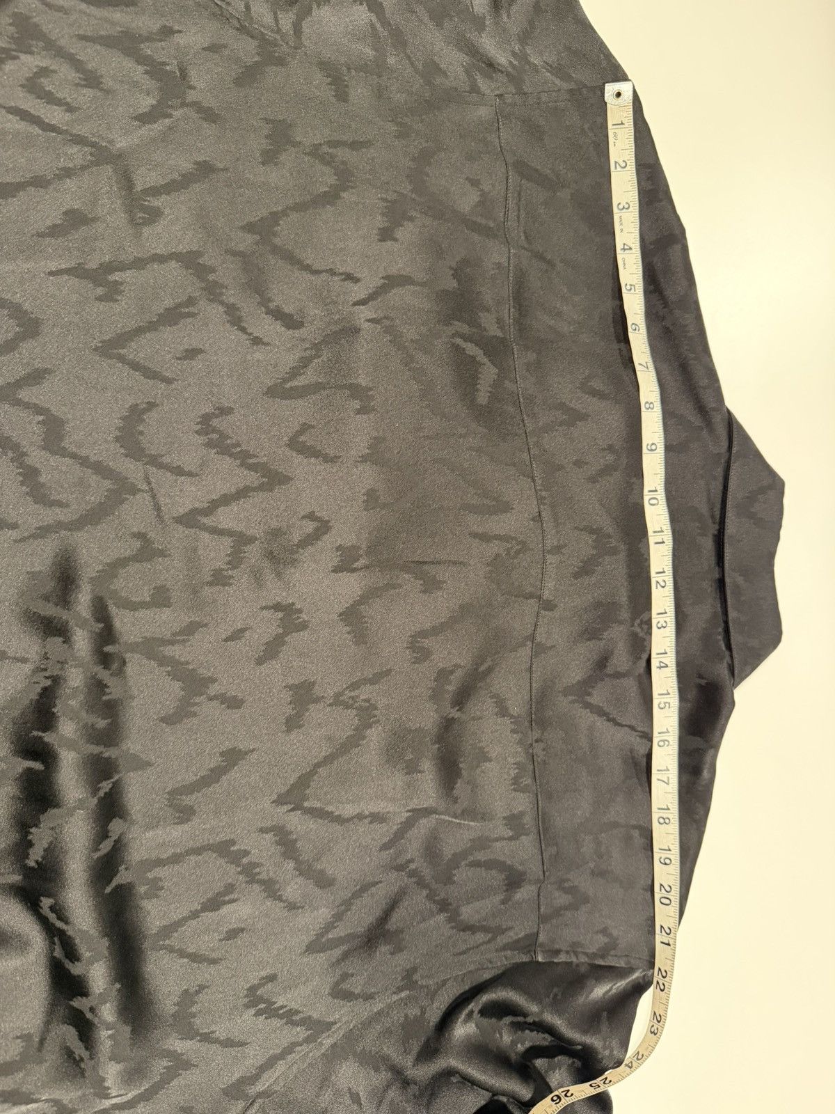 Saint Laurent Paris Saint laurent oversized silk shirt. 42/16.5. $1550 Size US XXL / EU 58 / 5 - 5 Thumbnail