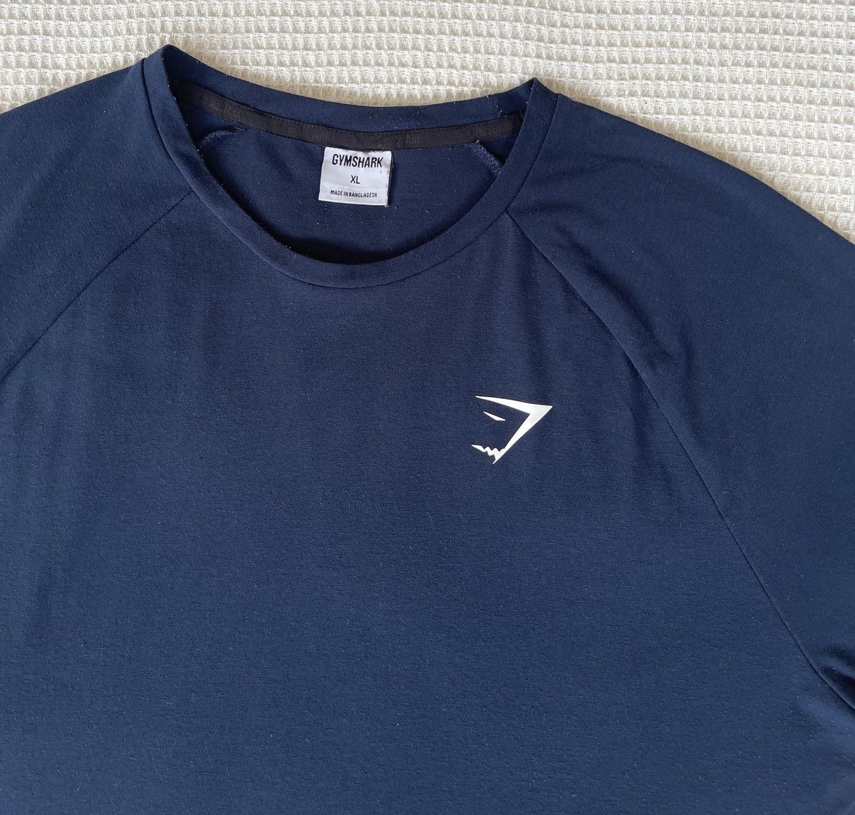 Gymshark 🔥Gymshark🔥Crest Logo Gym Tshirt Men’s XL Navy Blue Size US XL / EU 56 / 4 - 4 Thumbnail