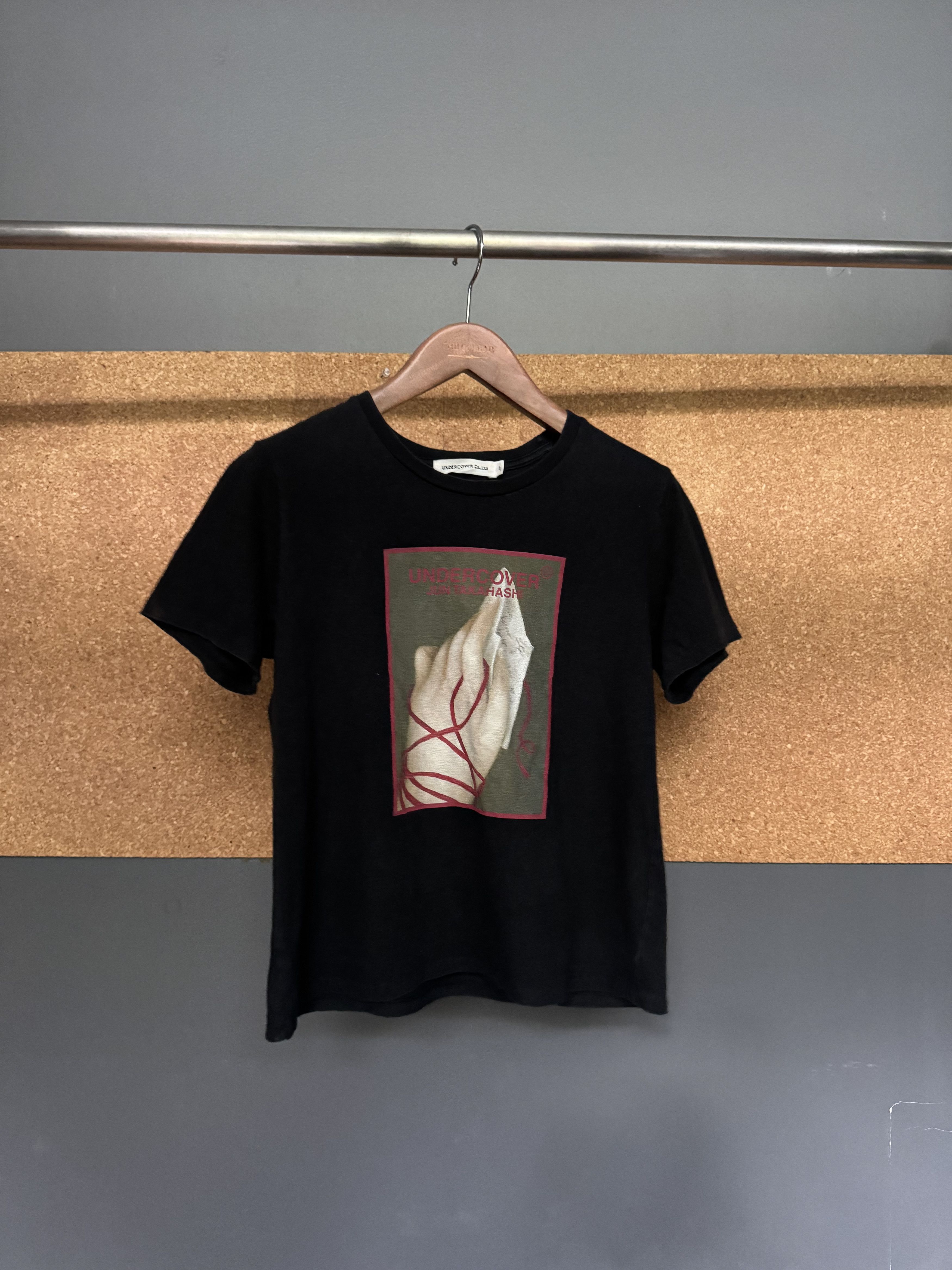 Undercover Tied Hand Graphic T-shirt Size US S / EU 44-46 / 1 - 1 Thumbnail