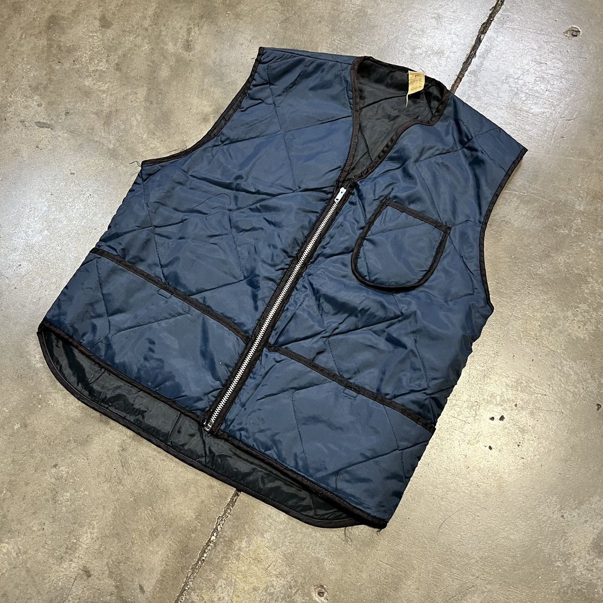 Vintage Vintage 70s 80s Quilted Vest Liner Jacket Zip Up Lightweight Size US M / EU 48-50 / 2 - 2 Thumbnail