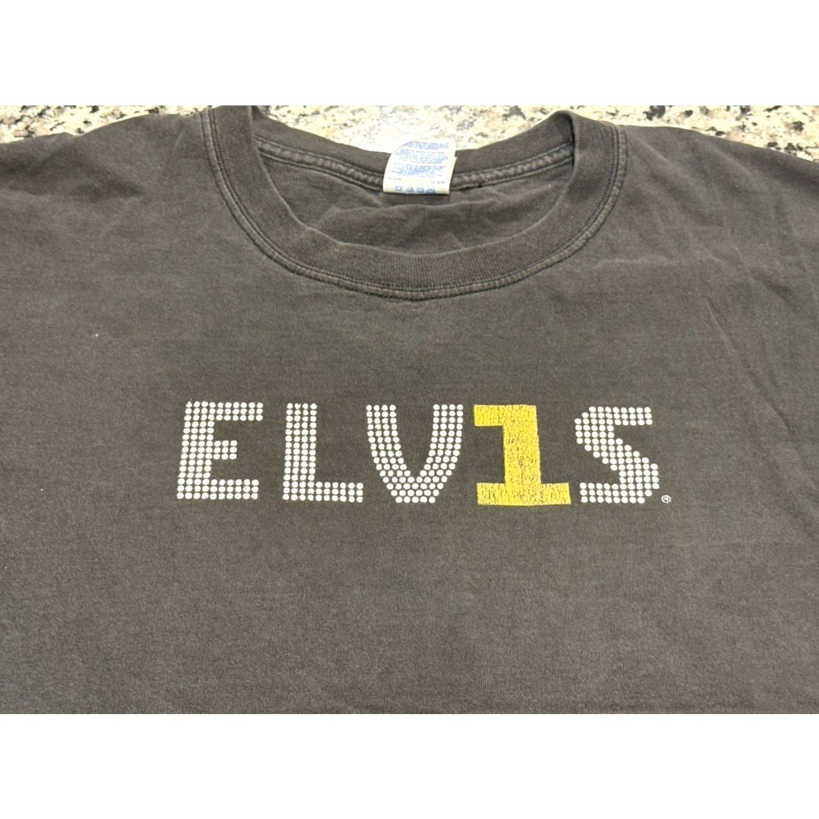 Gildan VINTAGE Elvis Presley King of Rock Shirt XL Men Black Gildan Quote John Lennon Rock 80s 90s Fans Mens Size US XL / EU 56 / 4 - 2 Thumbnail