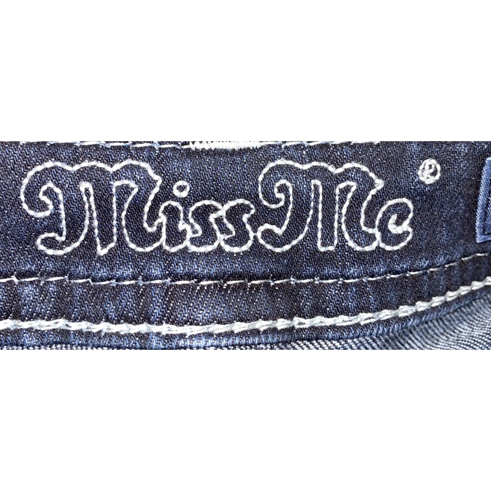 Miss Me Miss Me Womens Jeans Capri Slim Boot Denim Blue 27x19 Inseam 19 Regular Size 27 X 19 Size 27" / US 4 / IT 40 - 6 Thumbnail