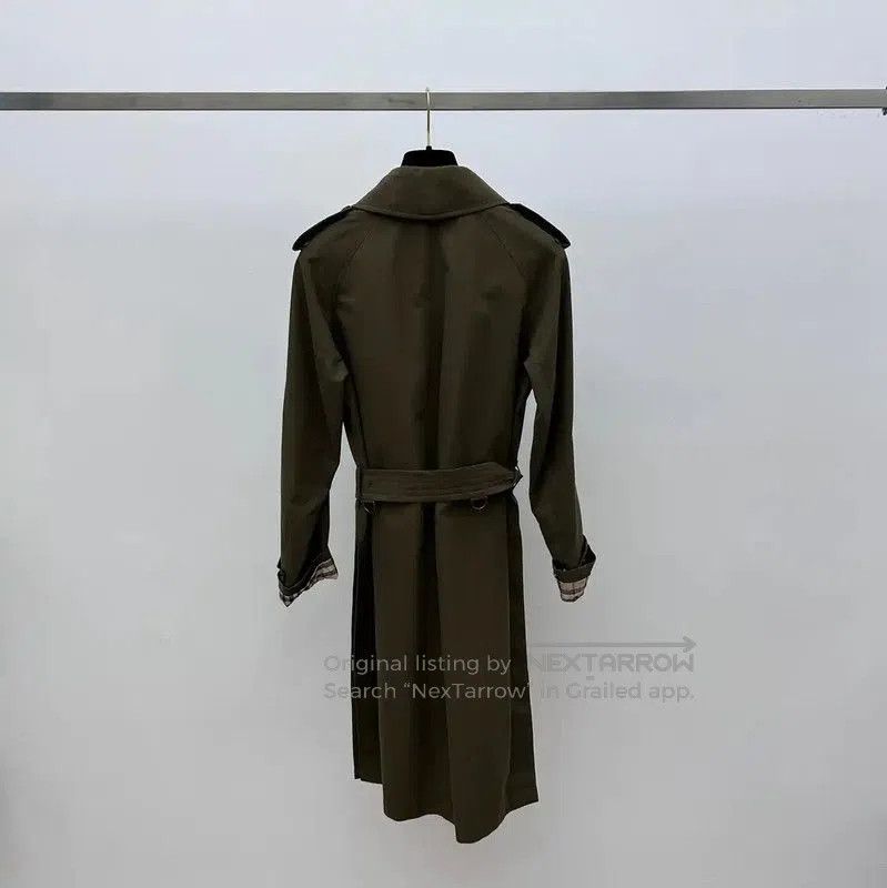 Burberry Burberry Military Green Women's Trench Coat. Size M / US 6-8 / IT 42-44 - 2 Thumbnail