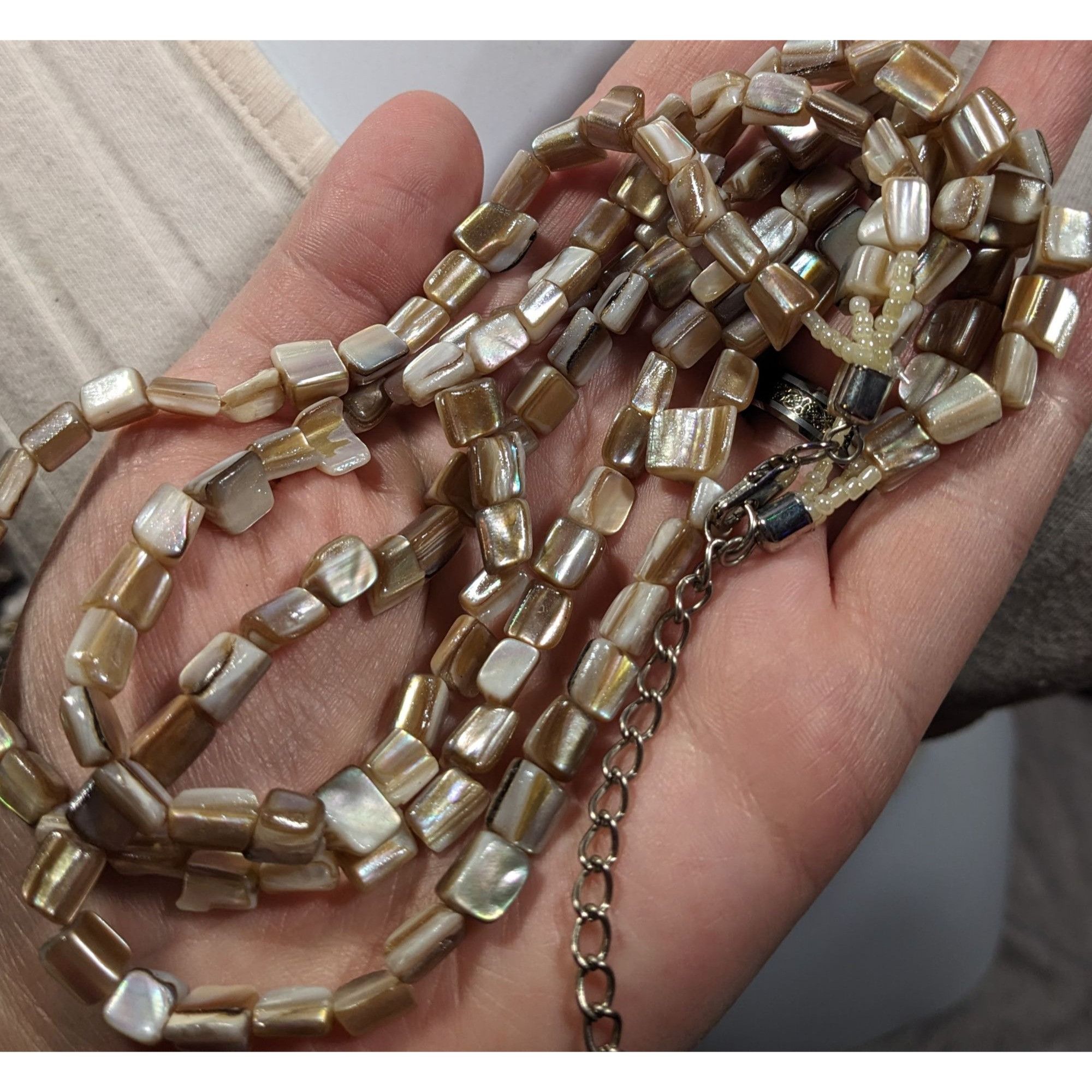 Other Multilayer Tan Shell Piece Beaded Necklace Size ONE SIZE - 5 Thumbnail