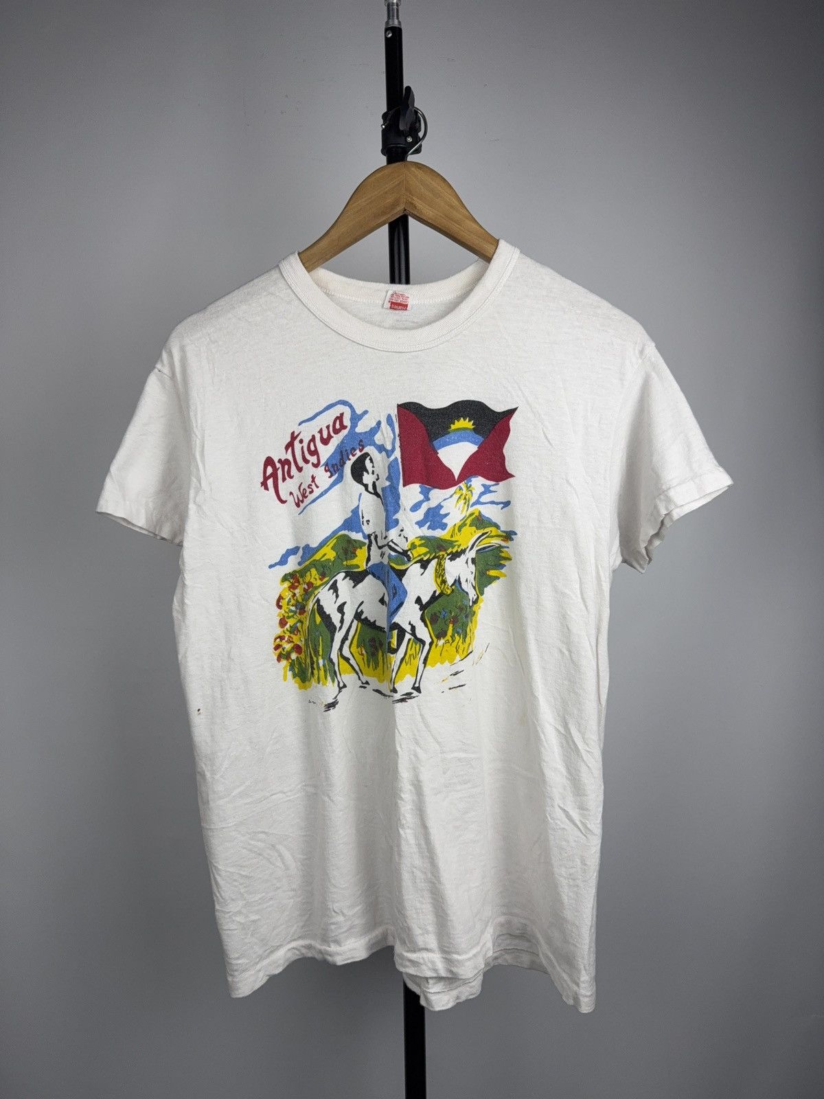 Vintage Vintage 80s Antigua West Indies Travel Souvenir T-Shirt M Size US M / EU 48-50 / 2 - 1 Thumbnail