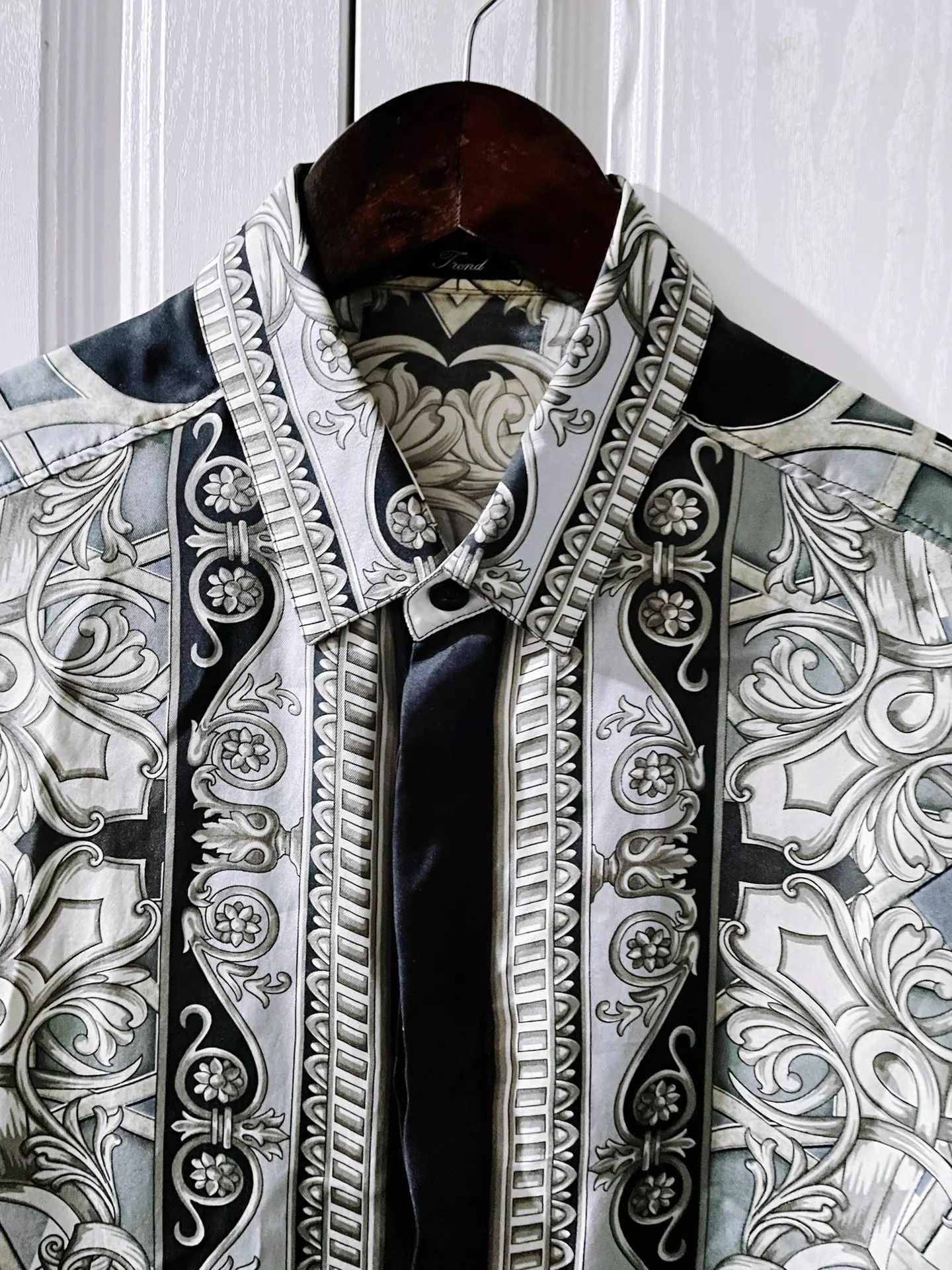 Versace Versace Baroque Ocean Mulberry Silk LS Shirt S 98New Runway Size US S / EU 44-46 / 1 - 3 Thumbnail