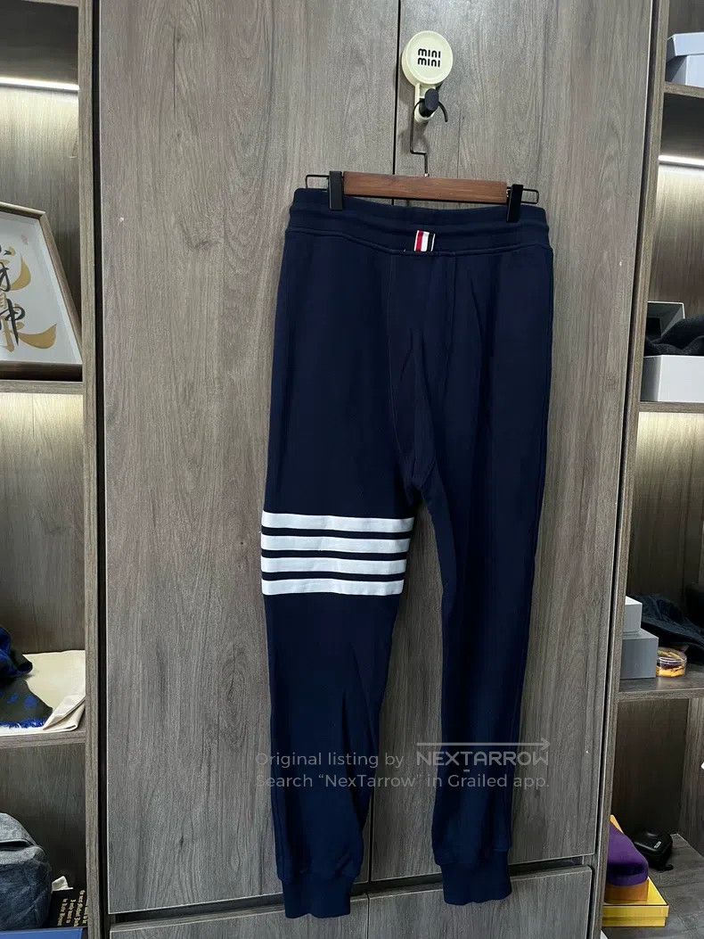 Thom Browne Thom Browne size 3 Narrow knitted trousers in navy blue Size US 41 - 8 Thumbnail
