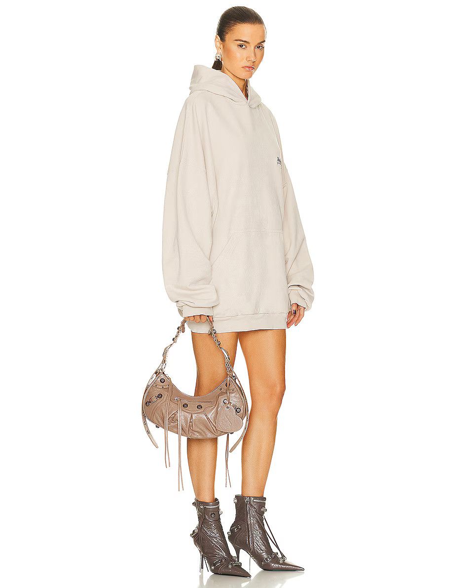 Balenciaga o1mt1gz1024 Size: OS / Le Cagole Small Shoulder Bag in Beige Size ONE SIZE - 2 Thumbnail