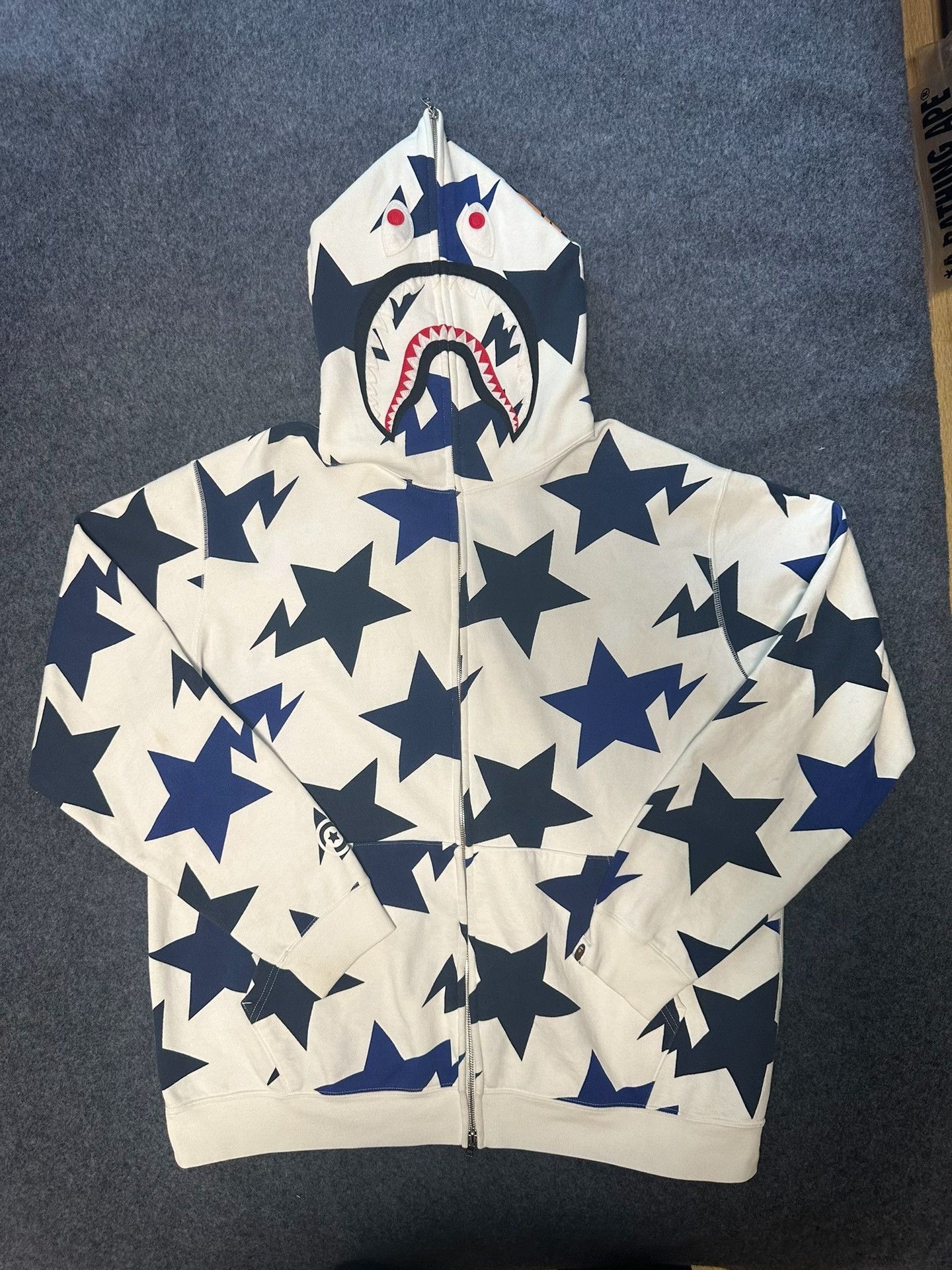 Bape Bape Nf Multi Shark Sweatshirt Size US XL / EU 56 / 4 - 1 Thumbnail