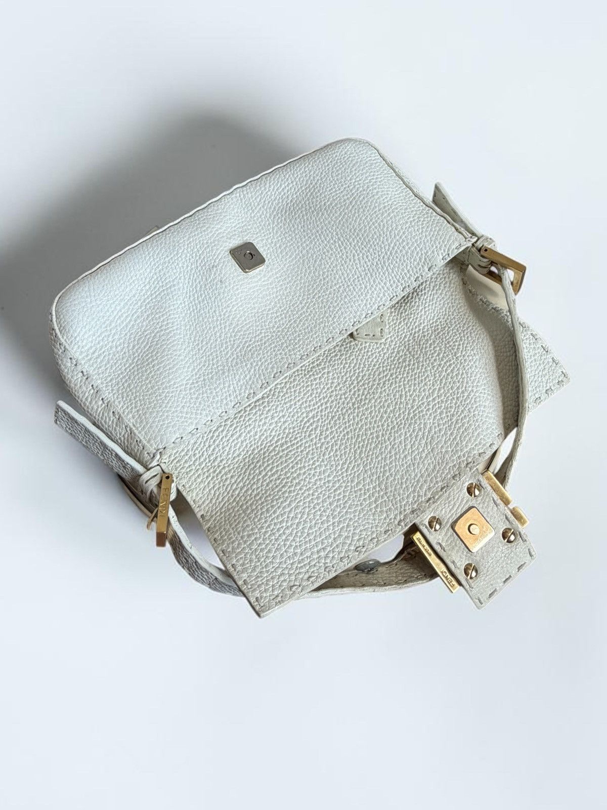 Fendi Fendi Selleria White Grained Leather Baguette Bag Size ONE SIZE - 3 Thumbnail