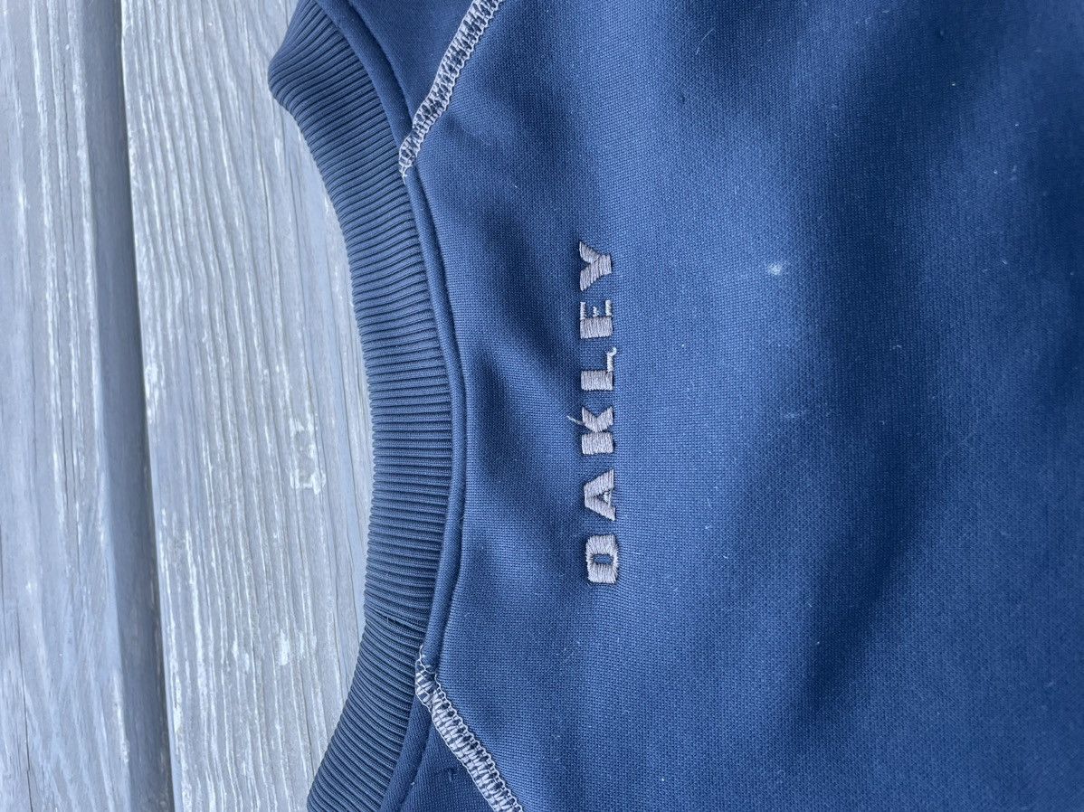 Oakley × Vintage Vintage Center Logo Oakley Gorpcore Sweatshirt Size US XL / EU 56 / 4 - 3 Thumbnail