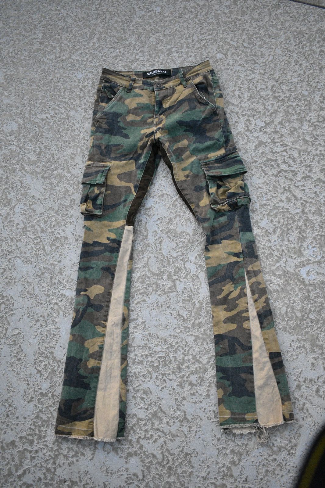 Valabasas Stacked cargo camo valabasas jeans Size US 30 / EU 46 - 1 Thumbnail