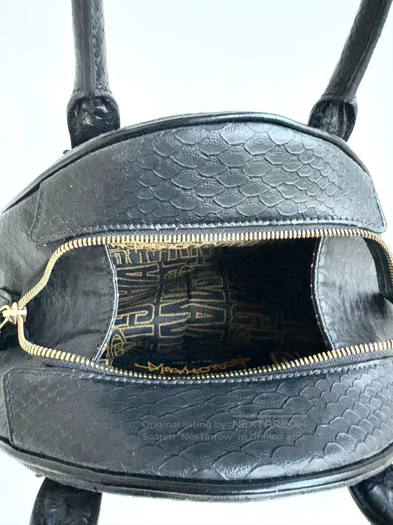 Vivienne Westwood vivienne westwood size os aoglomania Black Crocodile Leathe Size ONE SIZE - 6 Thumbnail