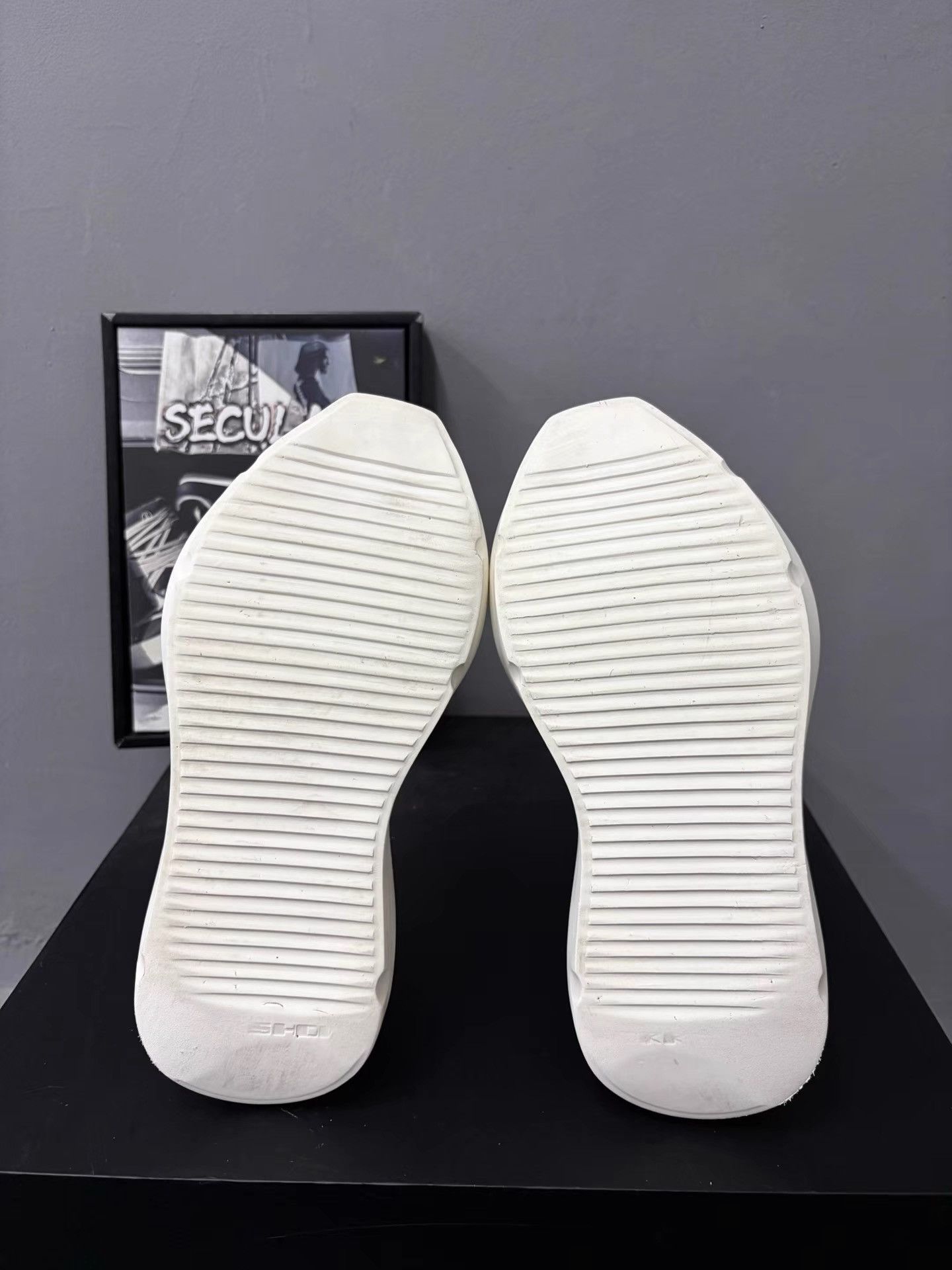 Rick Owens Rick Owens Black White Tank Sole Low Ramones K34 Size US 6 / IT 36 - 8 Thumbnail