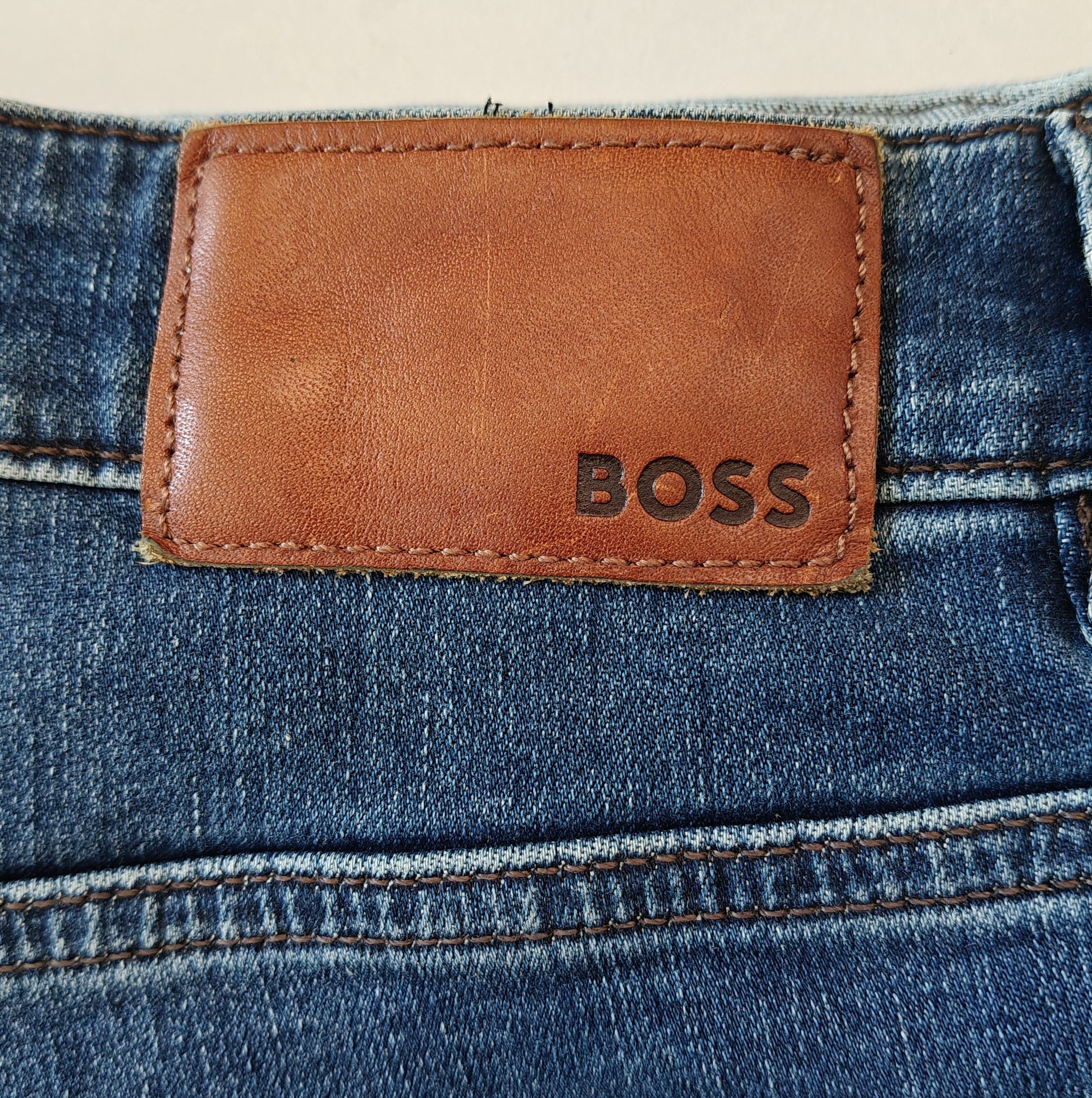Hugo Boss HUGO BOSS RE.MAINE Regular fit Jeans Free Shipping T/6124 Size US 34 / EU 50 - 5 Thumbnail