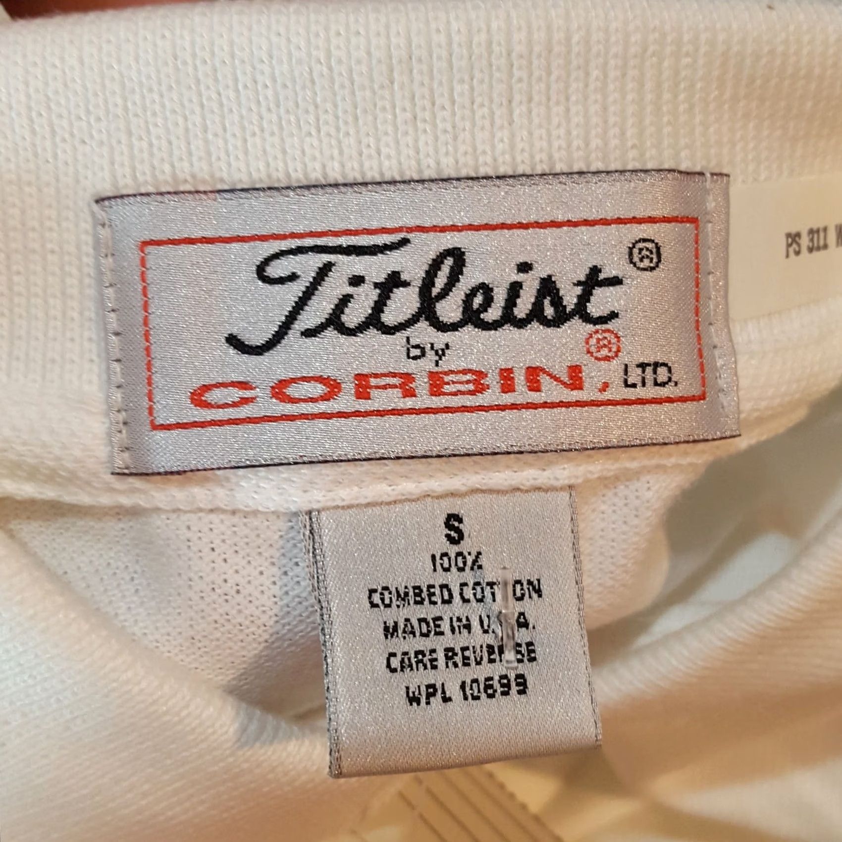 Titleist VINTAGE Titleist Golf Collared Men's Small USA Made PGA Pullover White Polo Shirt Size US S / EU 44-46 / 1 - 5 Thumbnail