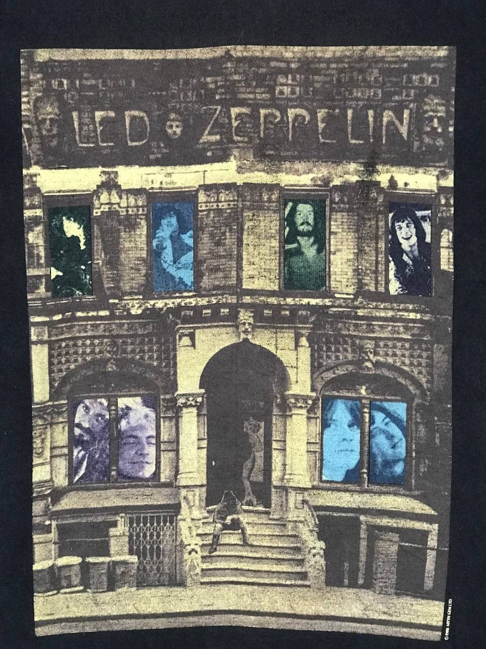 Band Tees Vintage 1988 Led Zeppelin Physical Graffiti album Size US L / EU 52-54 / 3 - 3 Thumbnail