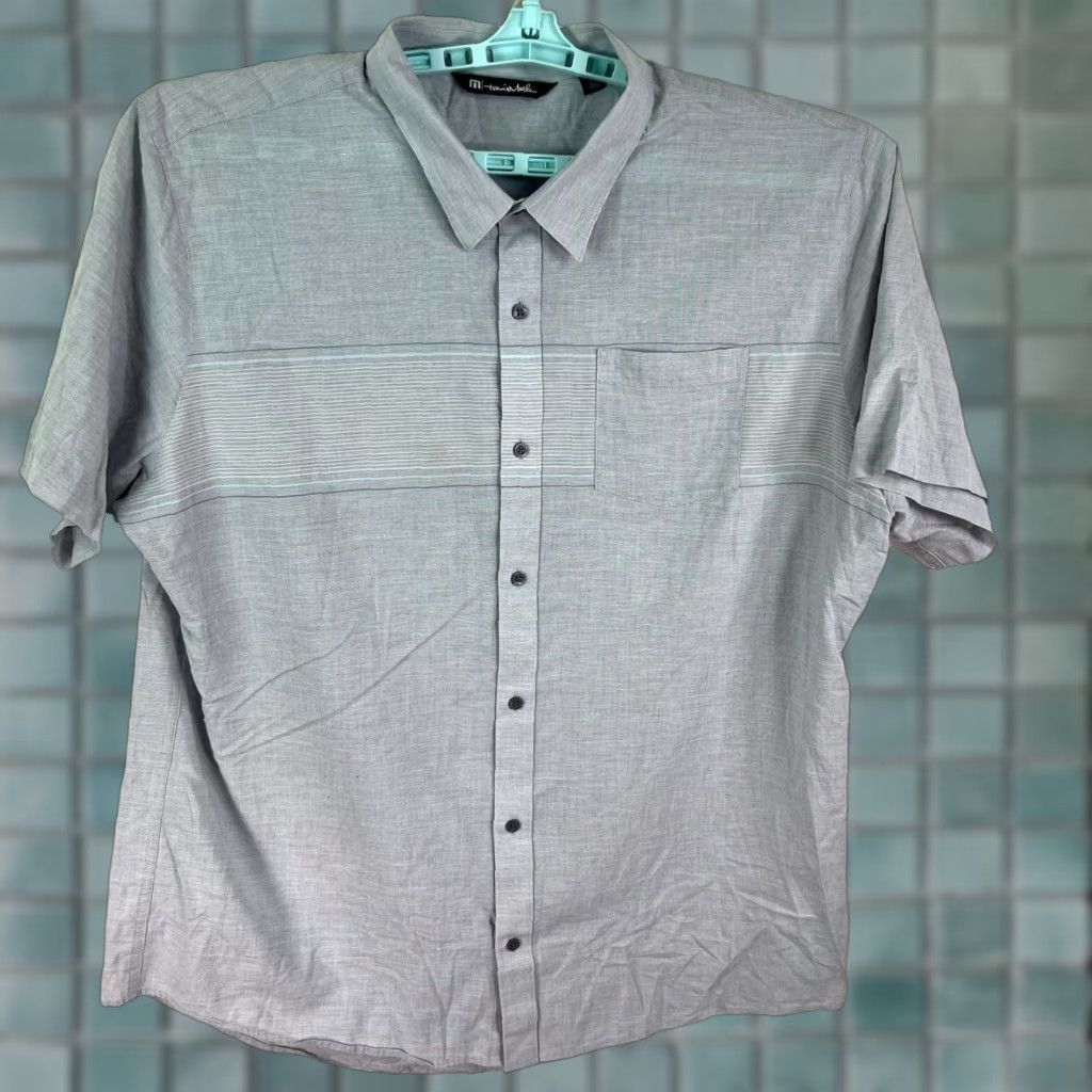 TravisMathew Travis Mathew Shirt Textured Pocketed Button-Up Short Sleeve Mens XXL Gray Size US XXL / EU 58 / 5 - 1 Thumbnail