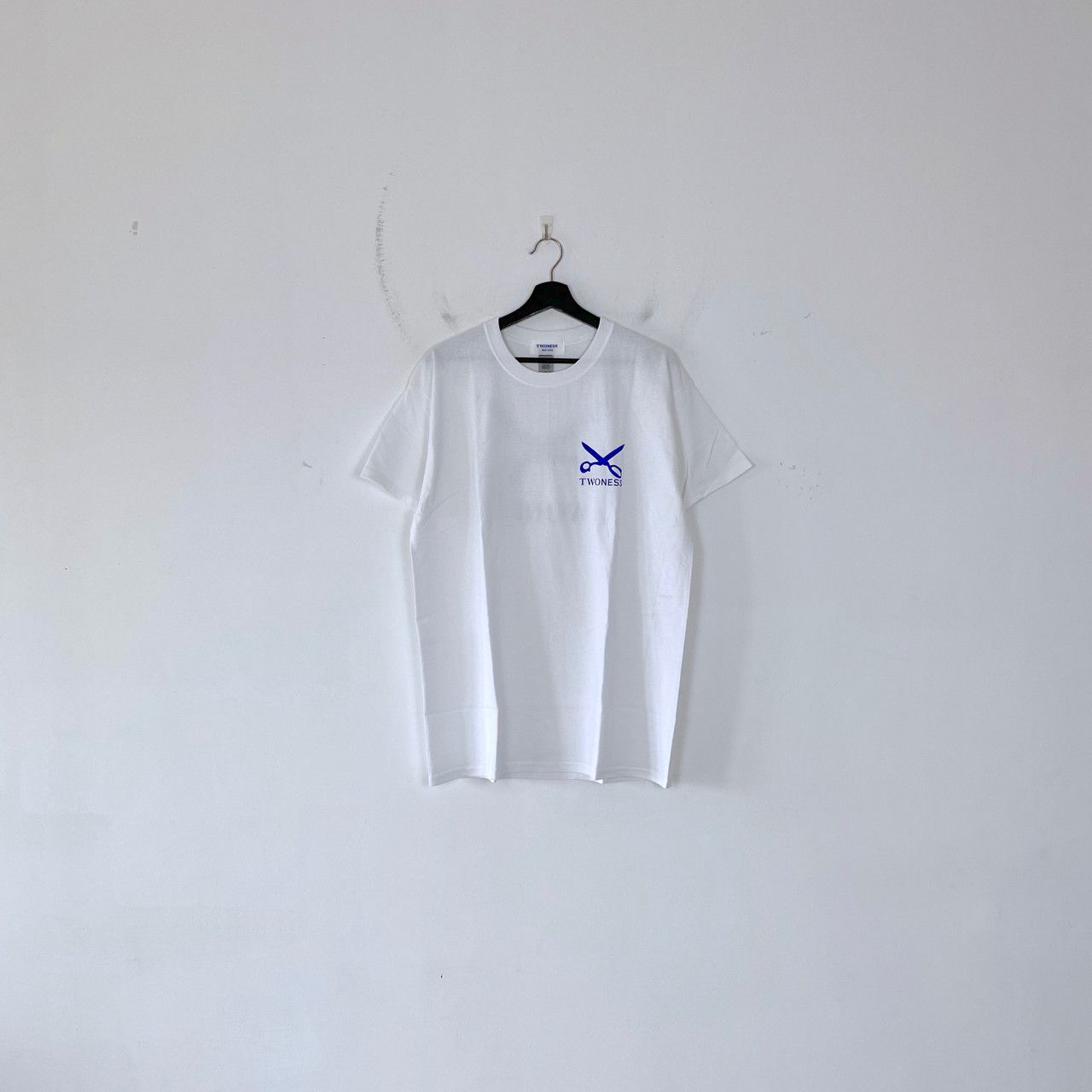 TWONESS TWONESS SHEARS LOGO T-SHIRT Size US L / EU 52-54 / 3 - 1 Thumbnail