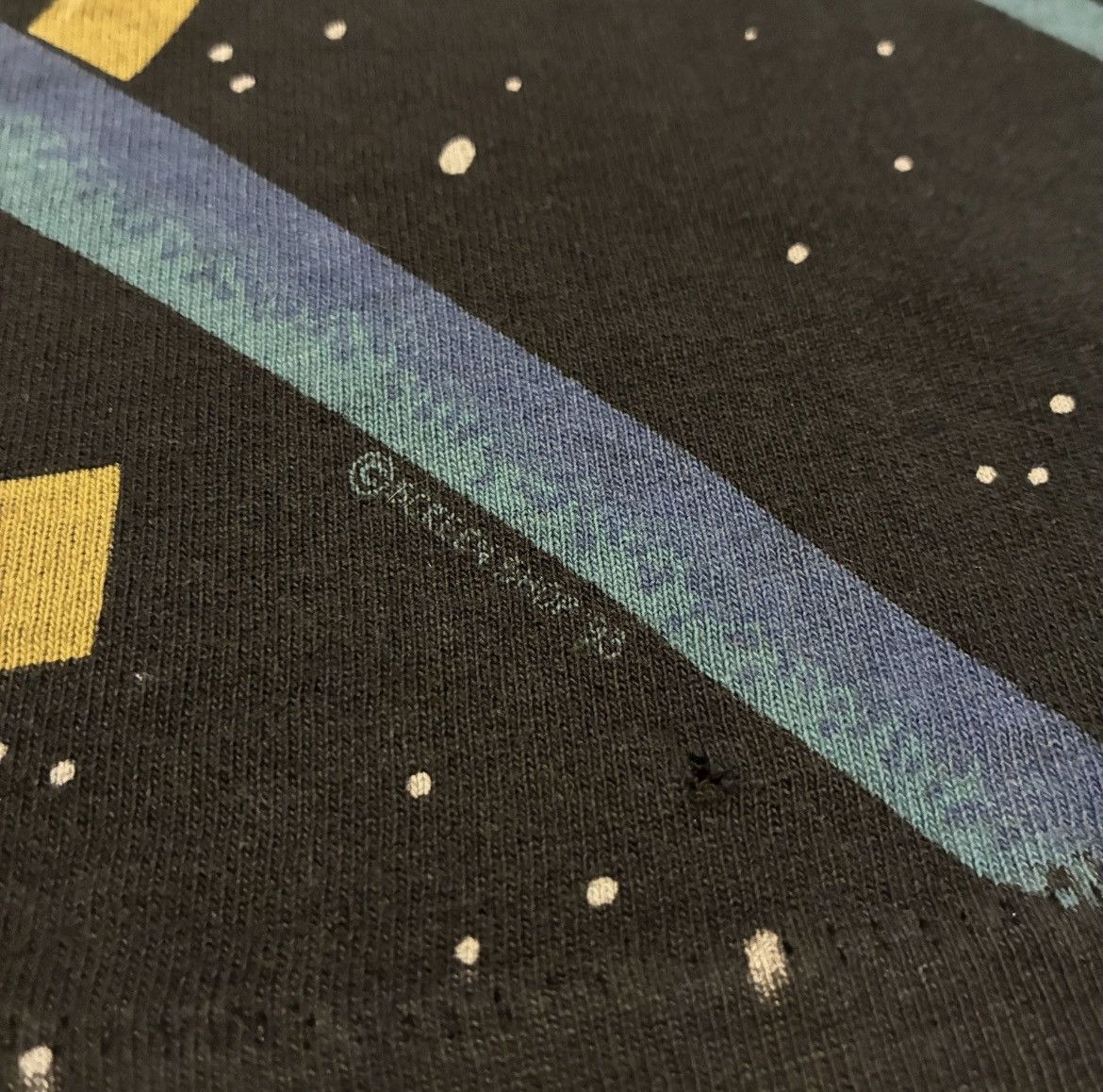 Fruit Of The Loom Vintage 90s RARE Thrashed Astrology Sun Moon AOP Tshirt Size US XL / EU 56 / 4 - 3 Thumbnail