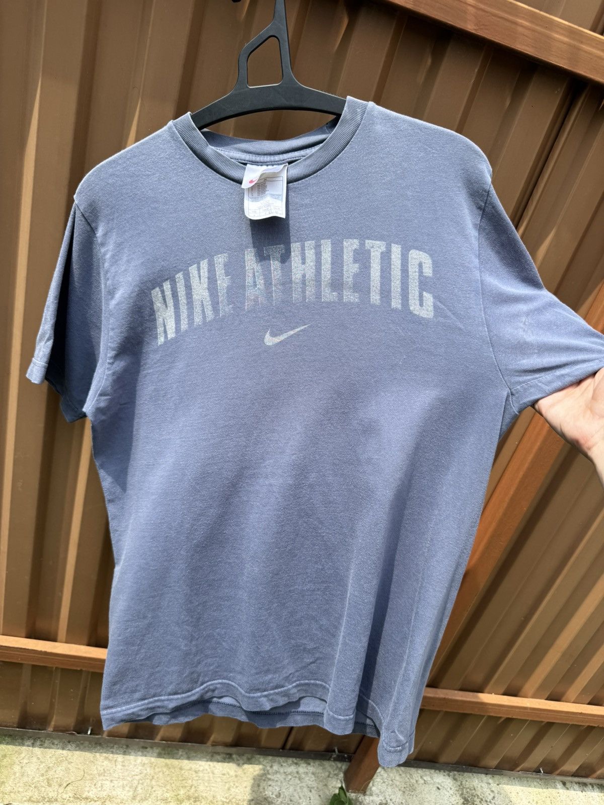 Other Vintage Nike Y2k Distressed Tee Size US S / EU 44-46 / 1 - 7 Thumbnail