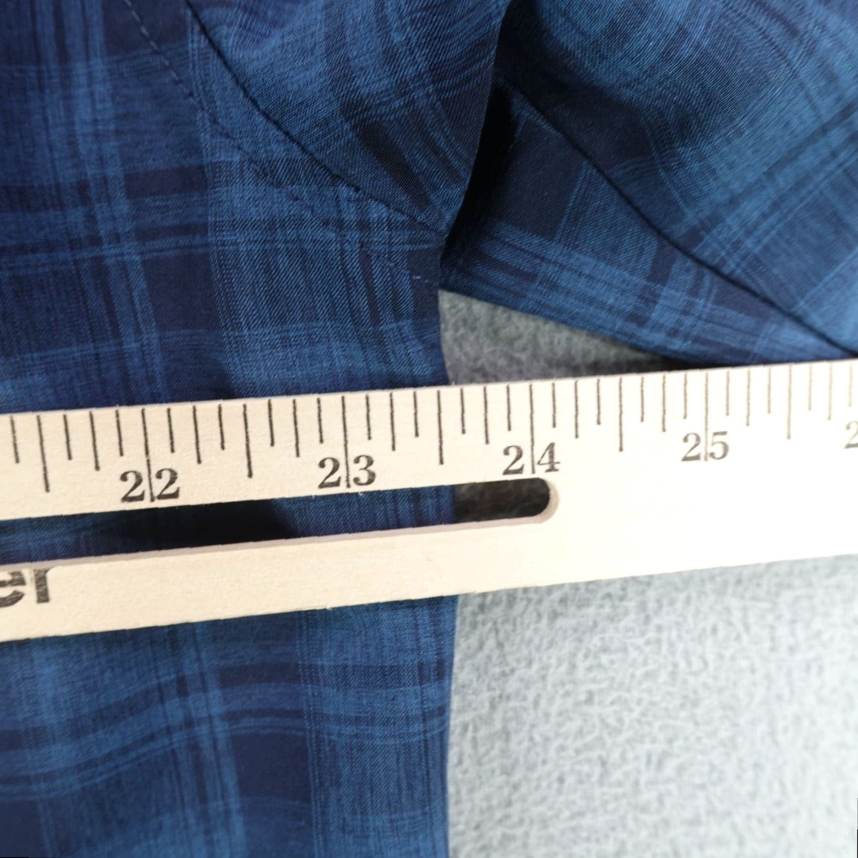 Orvis VINTAGE Orvis Shirt Mens Large Blue Plaid Tech Button Up Lightweight Fishing Camp Work Size US L / EU 52-54 / 3 - 7 Thumbnail